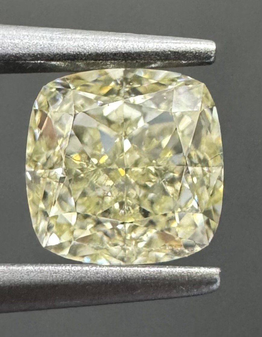 1.01ct Cushion SINGLE image 3 of 4
