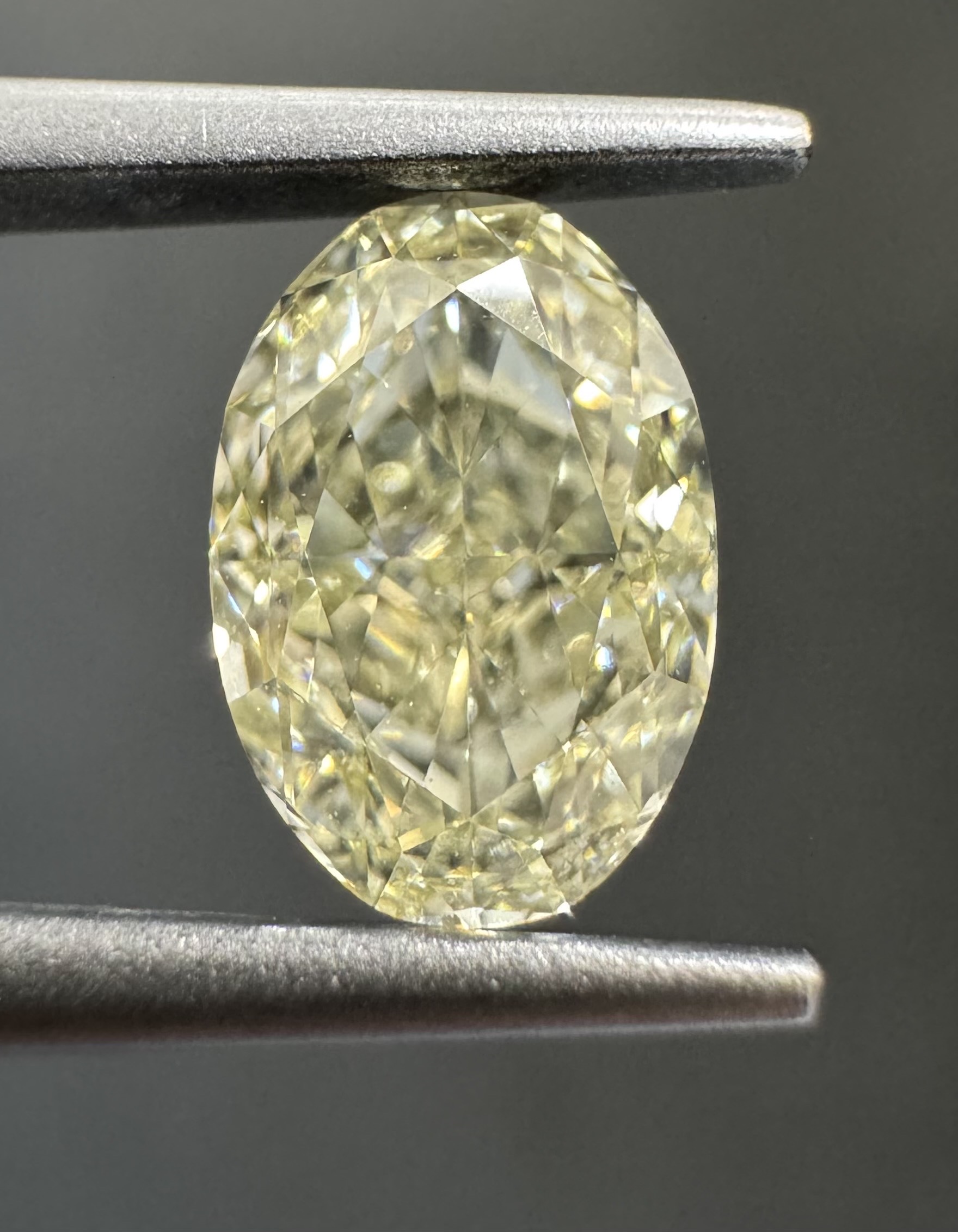 1.12ct Oval SINGLE image 3 of 4