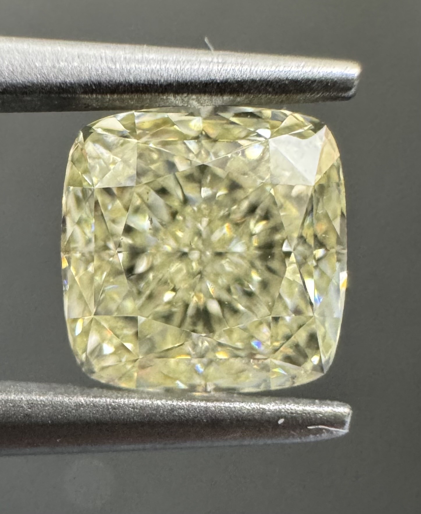 1.16ct Cushion SINGLE image 2 of 2