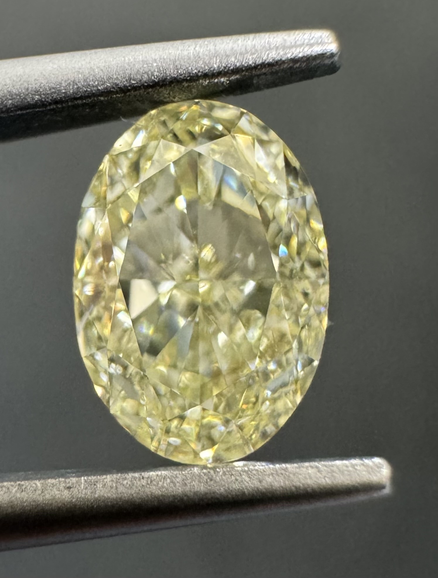 0.91ct Oval SINGLE image 3 of 4