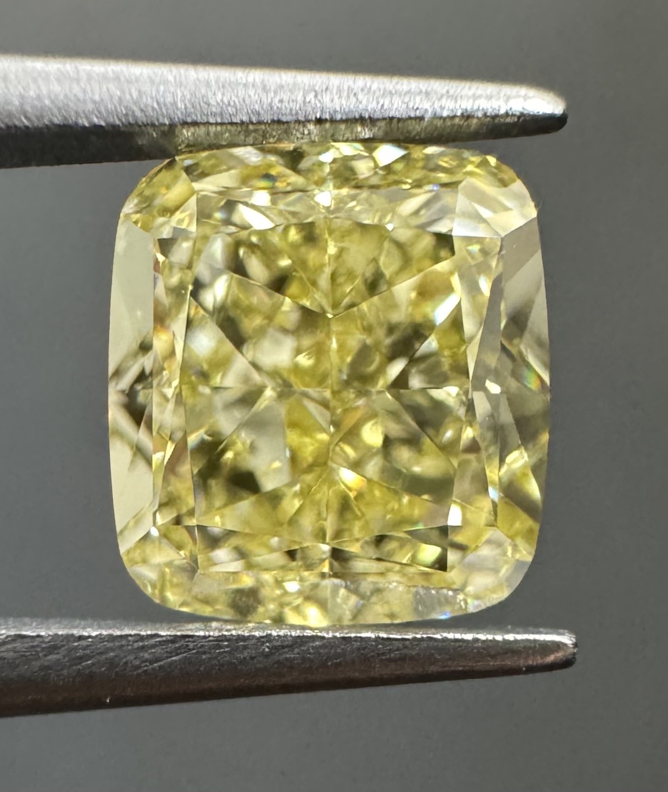 1.15ct Cushion SINGLE image 2 of 2