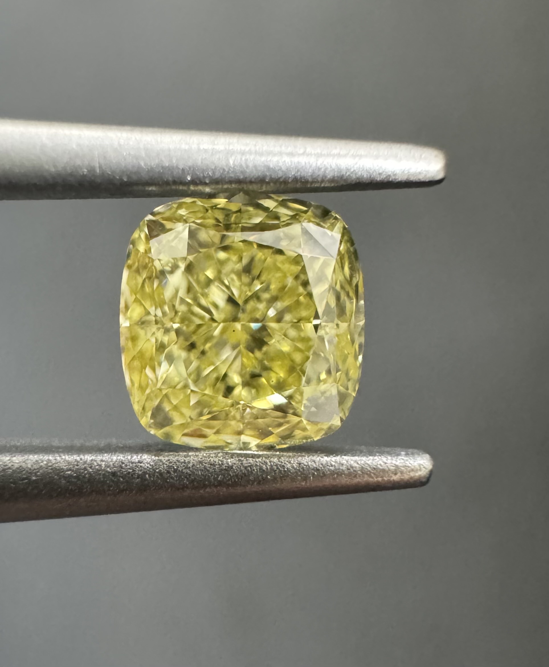 0.60ct Cushion SINGLE image 2 of 3