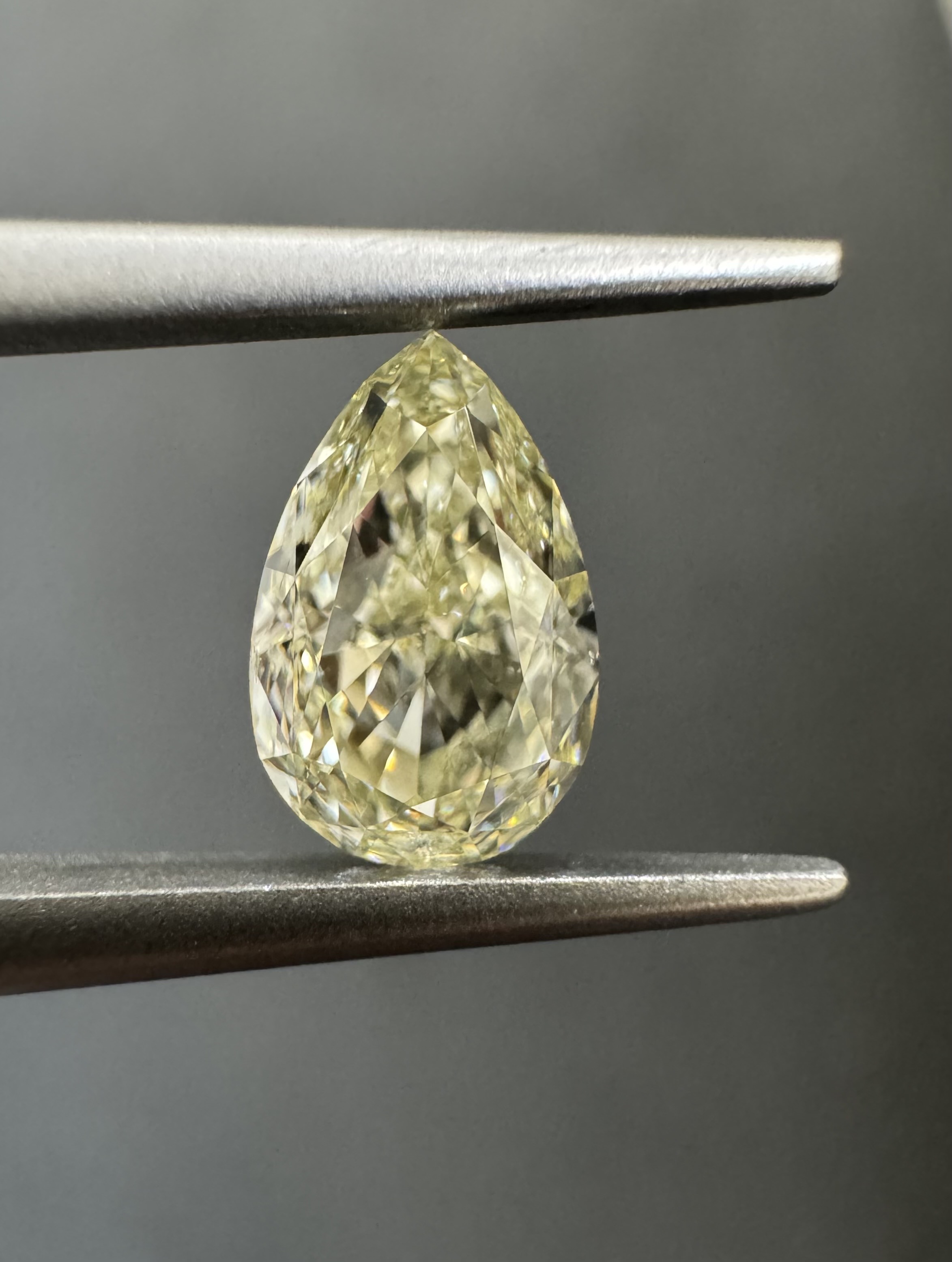 1.00ct Pear SINGLE image 3 of 3