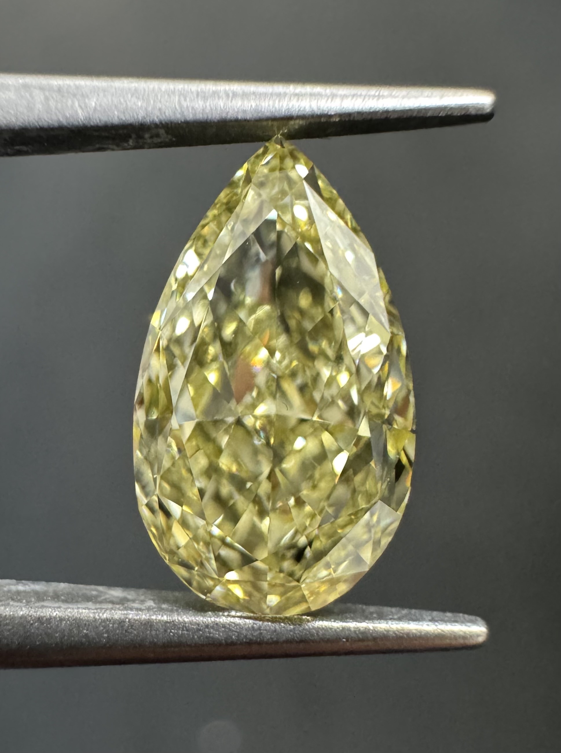 2.07ct Pear SINGLE image 2 of 2