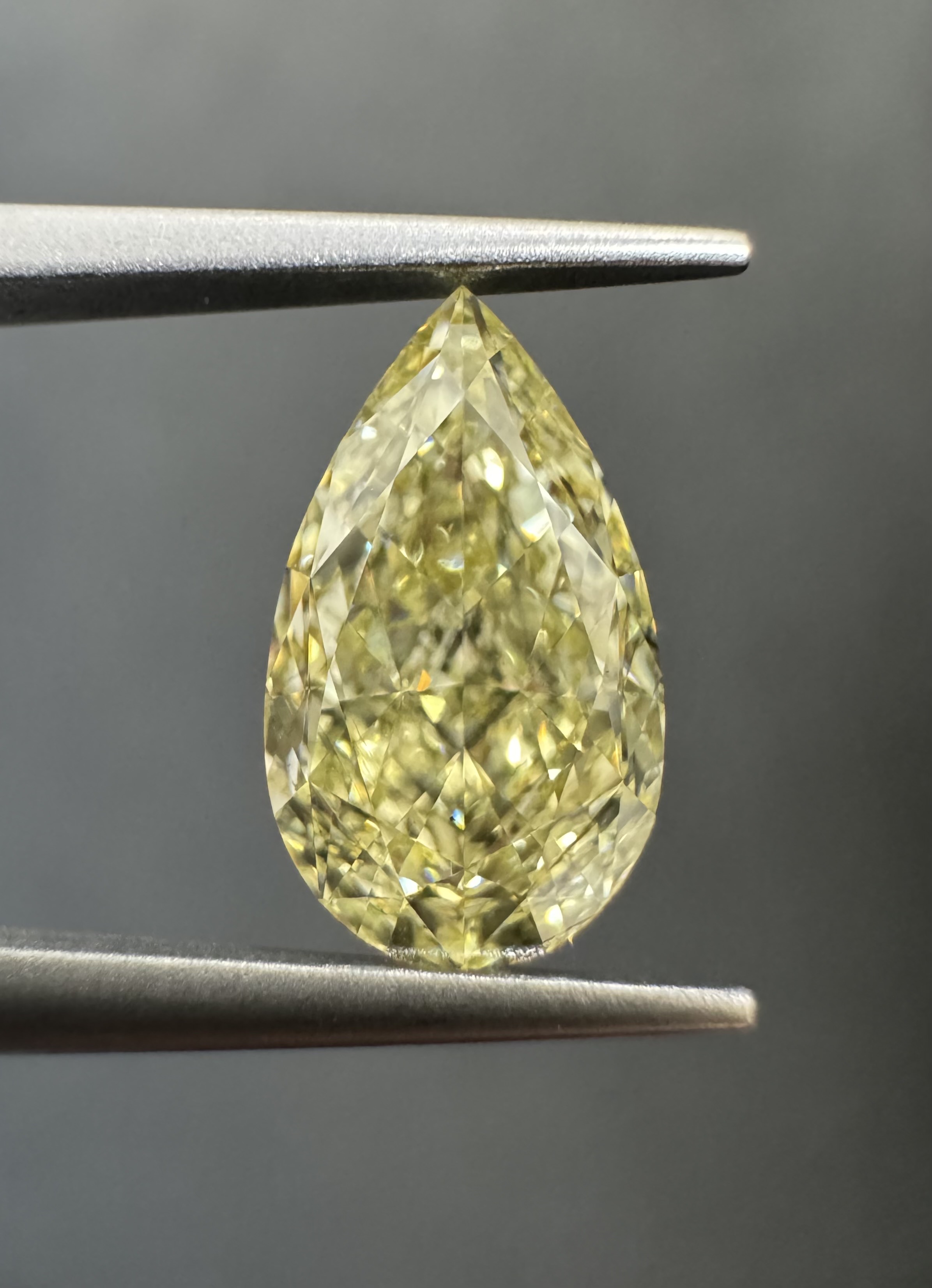 1.75ct Pear SINGLE image 2 of 2