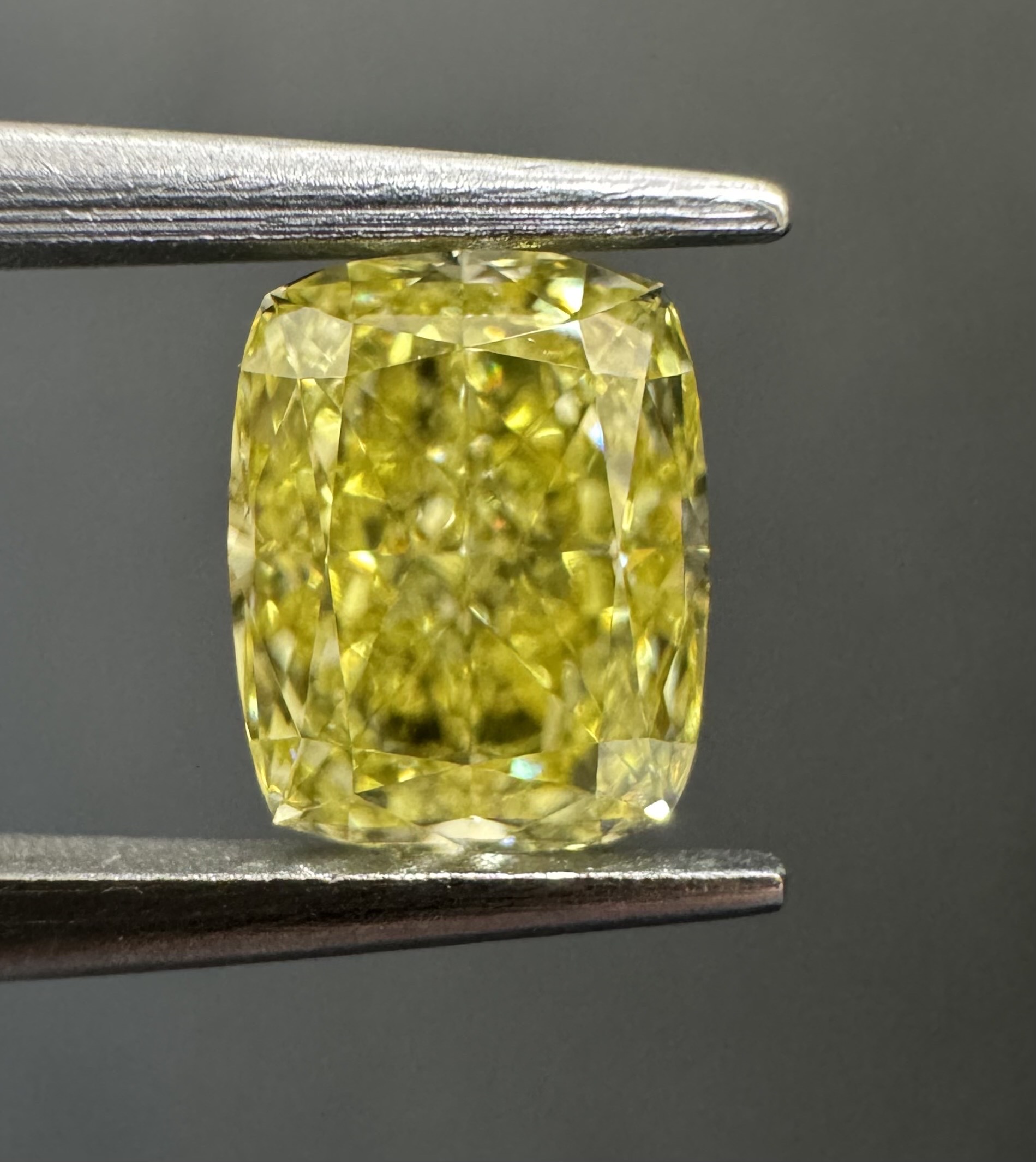 1.02ct Cushion SINGLE image 2 of 3