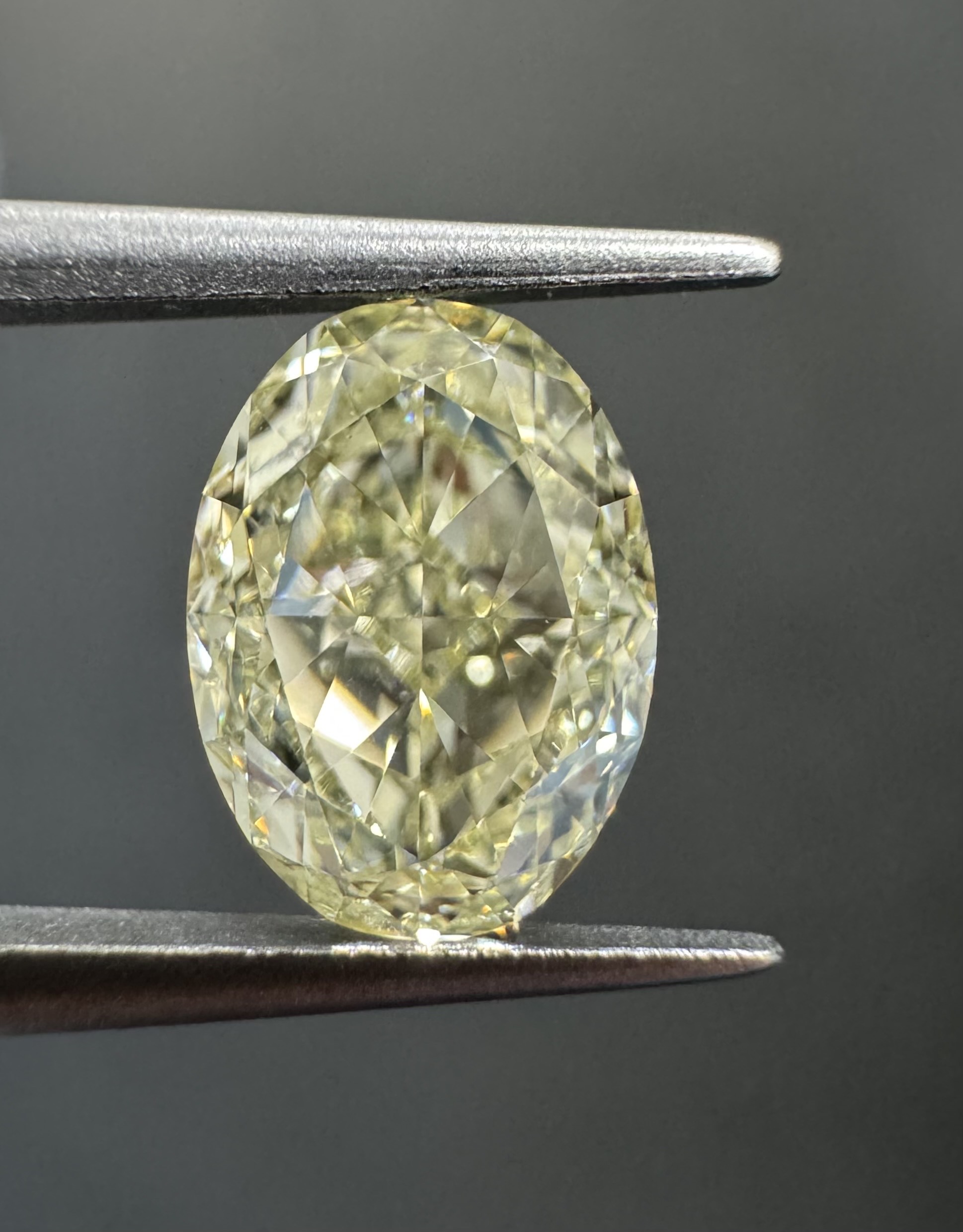 1.07ct Oval SINGLE image 3 of 4