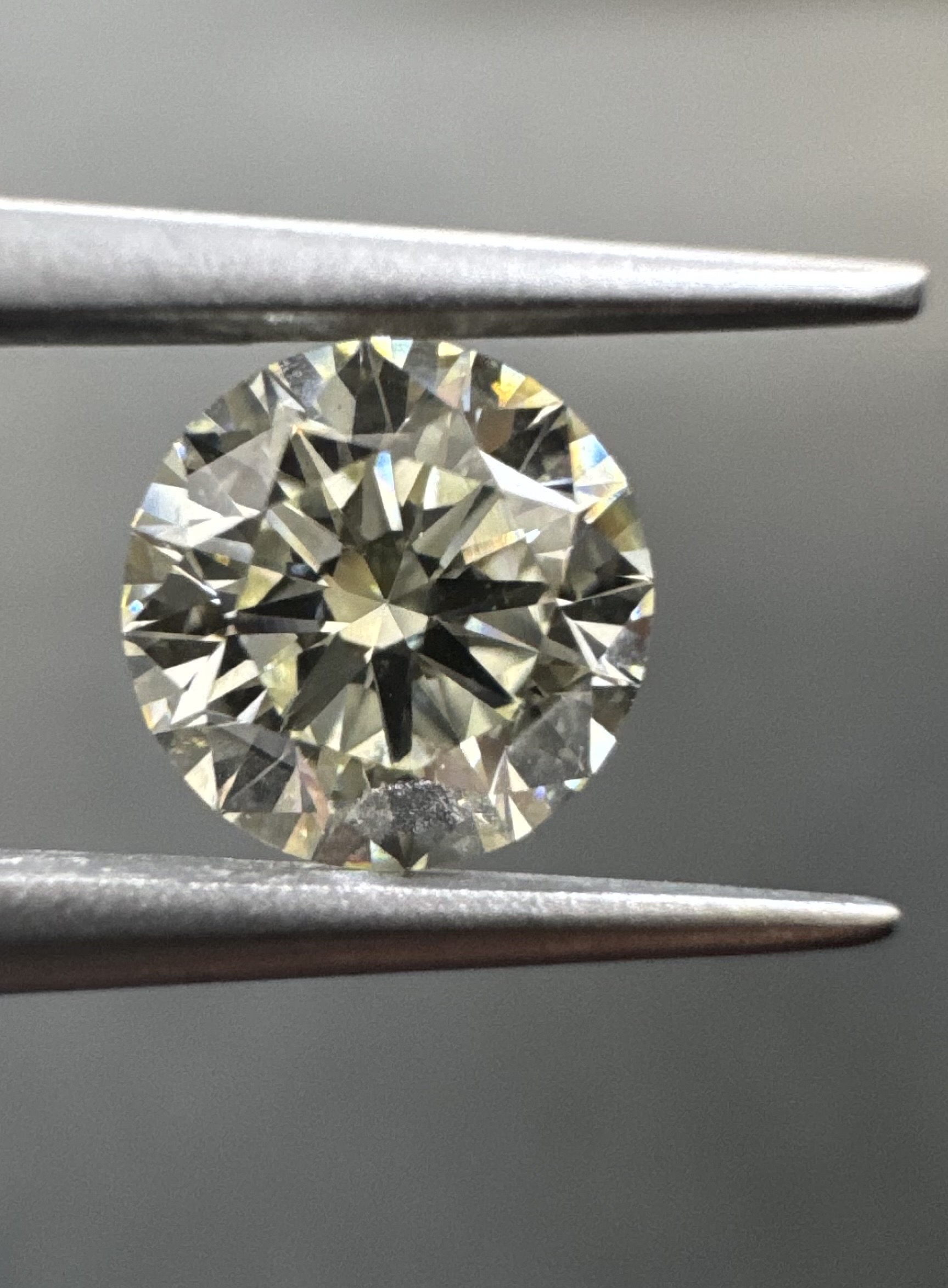 1.12ct Round SINGLE image 2 of 3