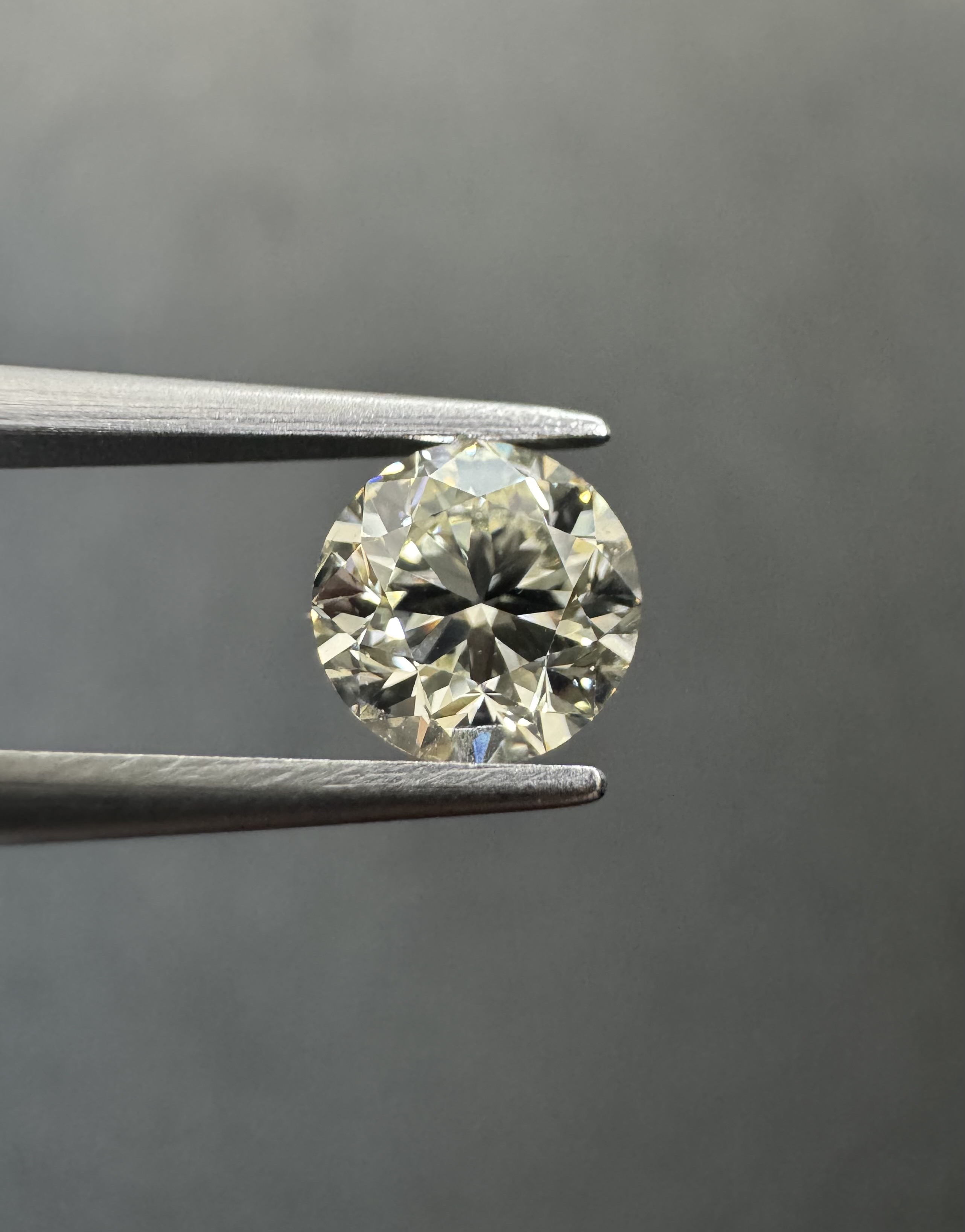 1.00ct Round SINGLE image 2 of 3