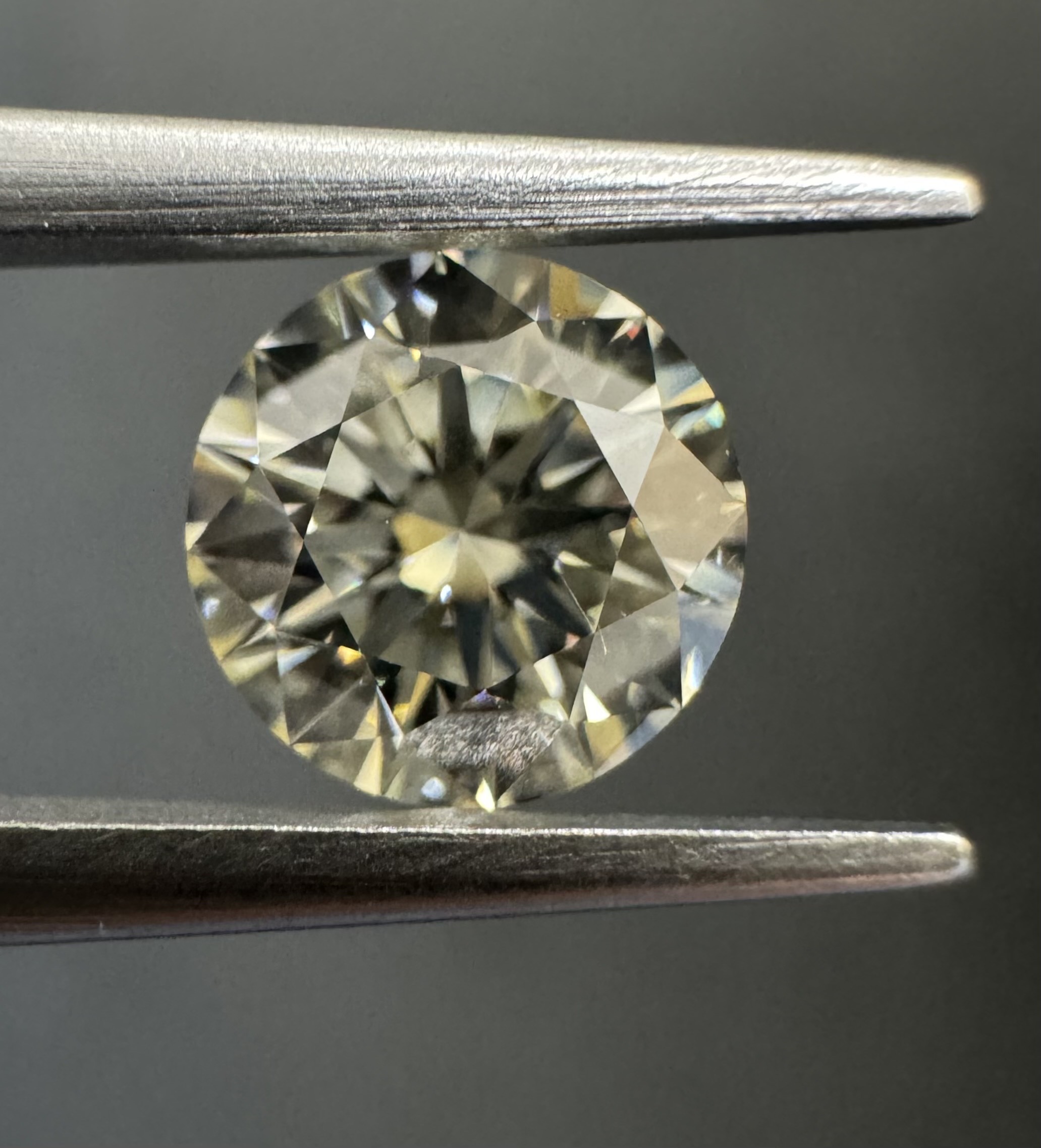 1.02ct Round SINGLE image 2 of 3