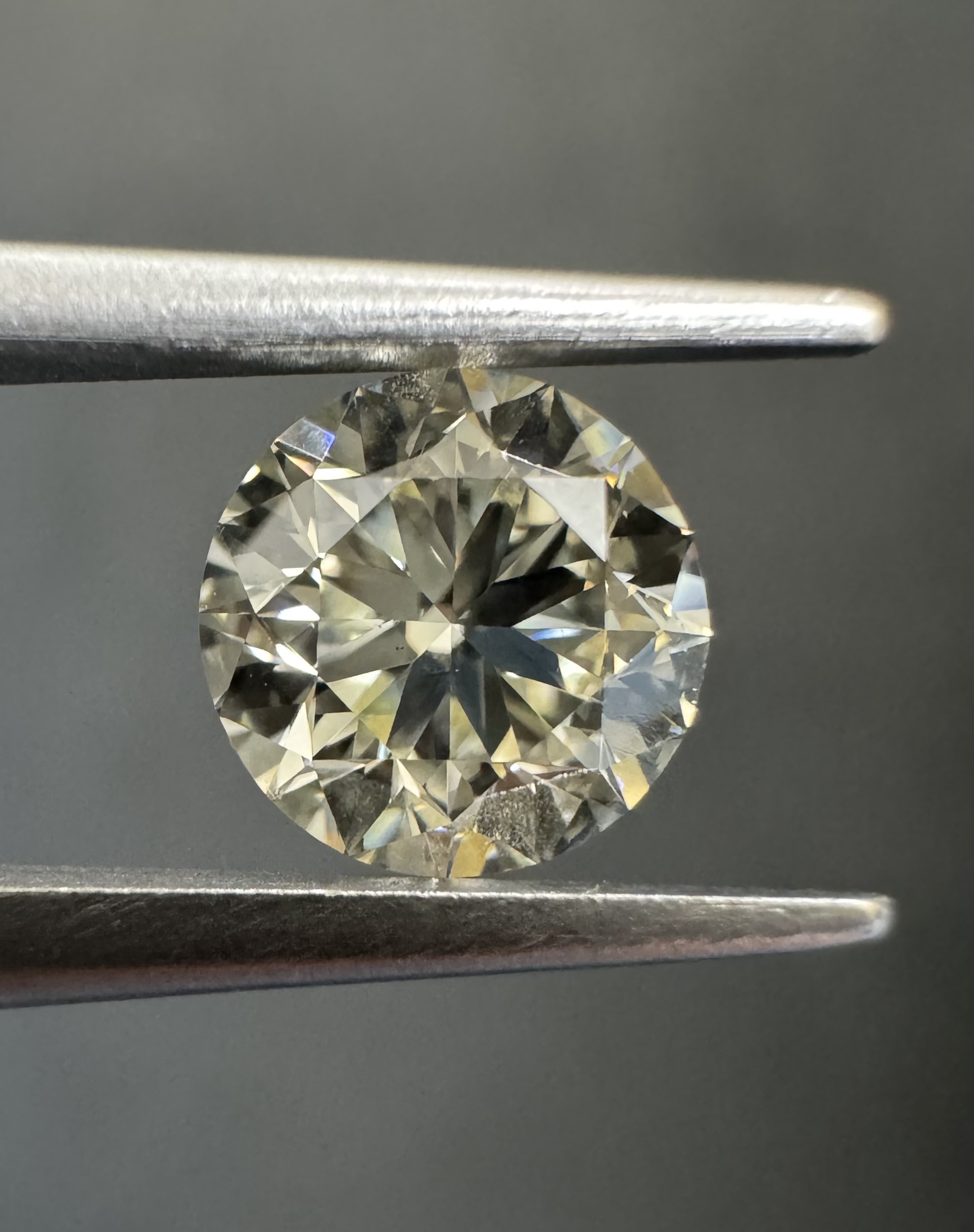1.01ct Round SINGLE image 2 of 3