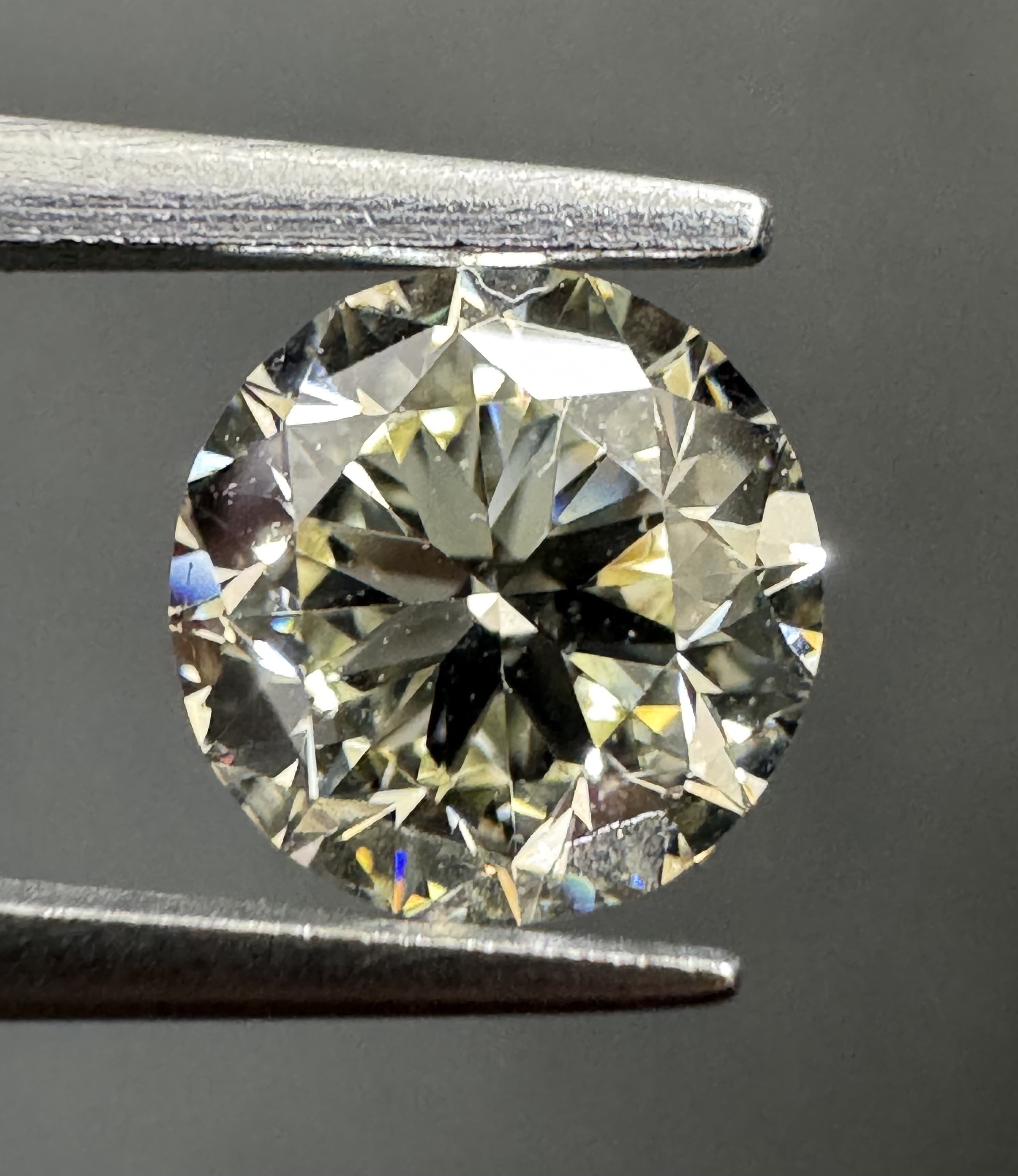1.01ct Round SINGLE image 2 of 3