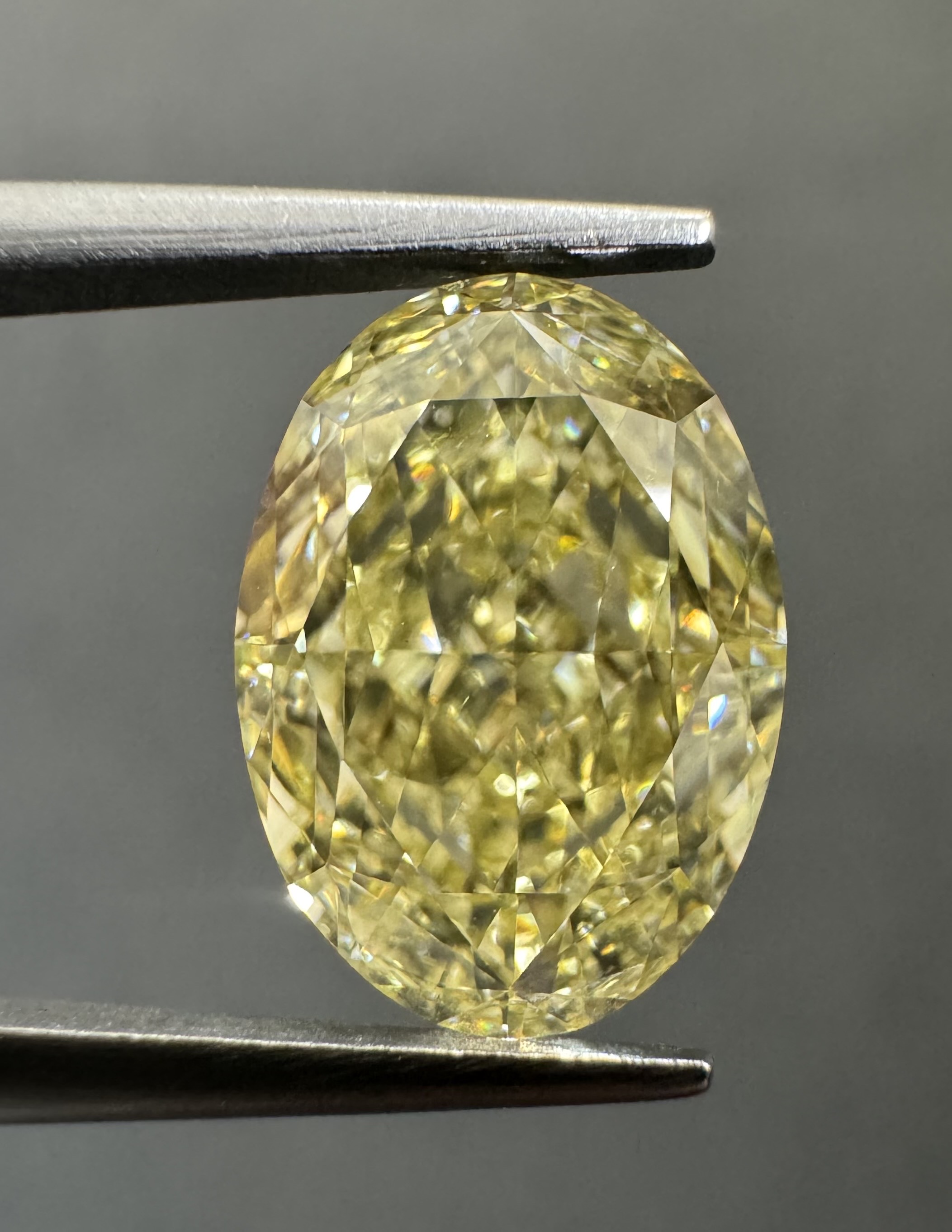 3.01ct Oval SINGLE image 2 of 3