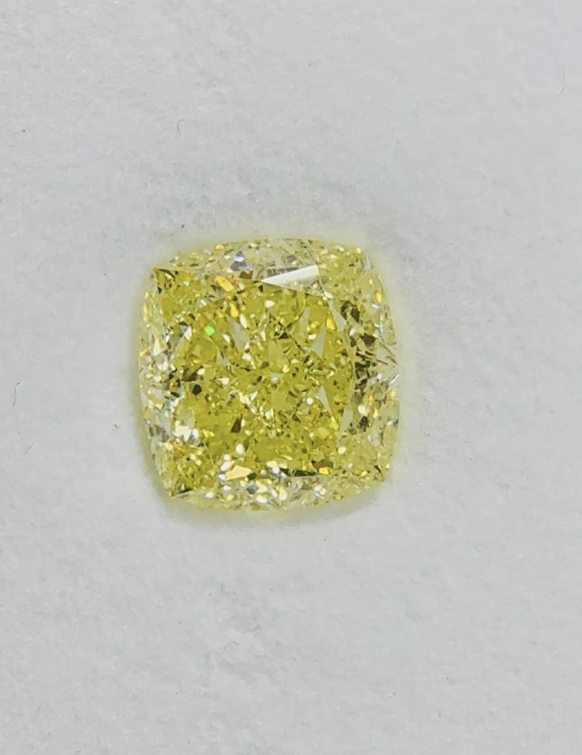 7.35ct Cushion SINGLE image 2 of 3