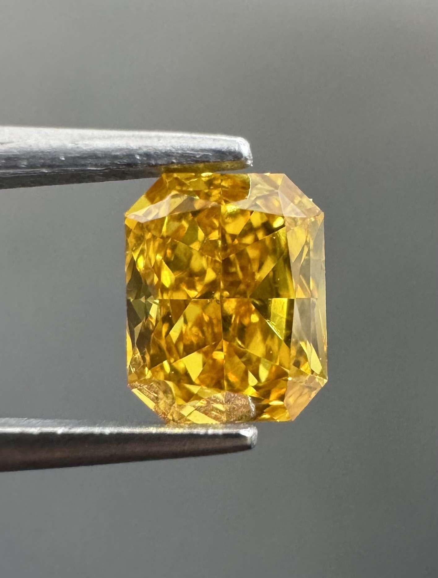 0.30ct Radiant SINGLE image 2 of 3