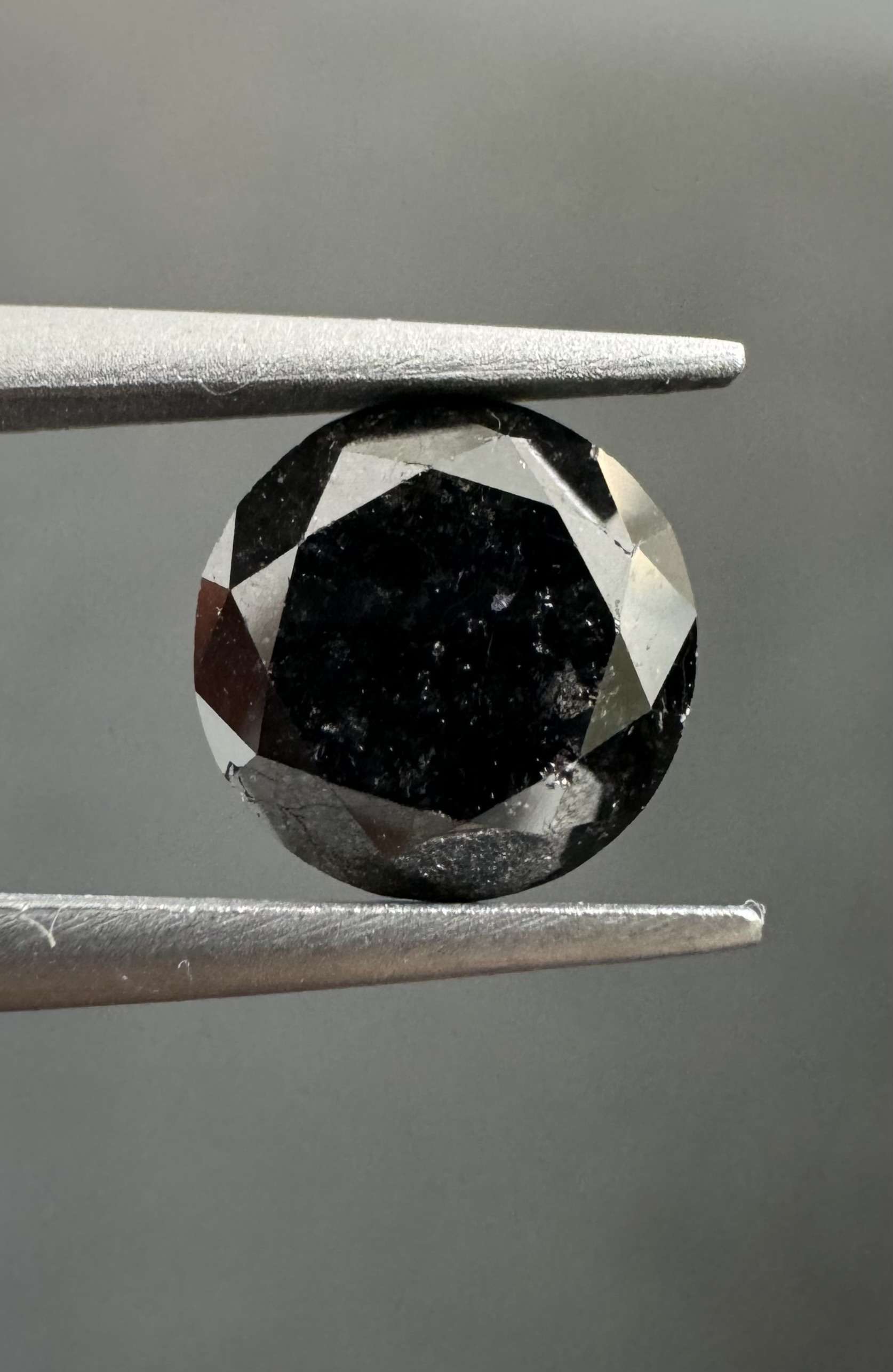 1.64ct Round SINGLE image 2 of 3