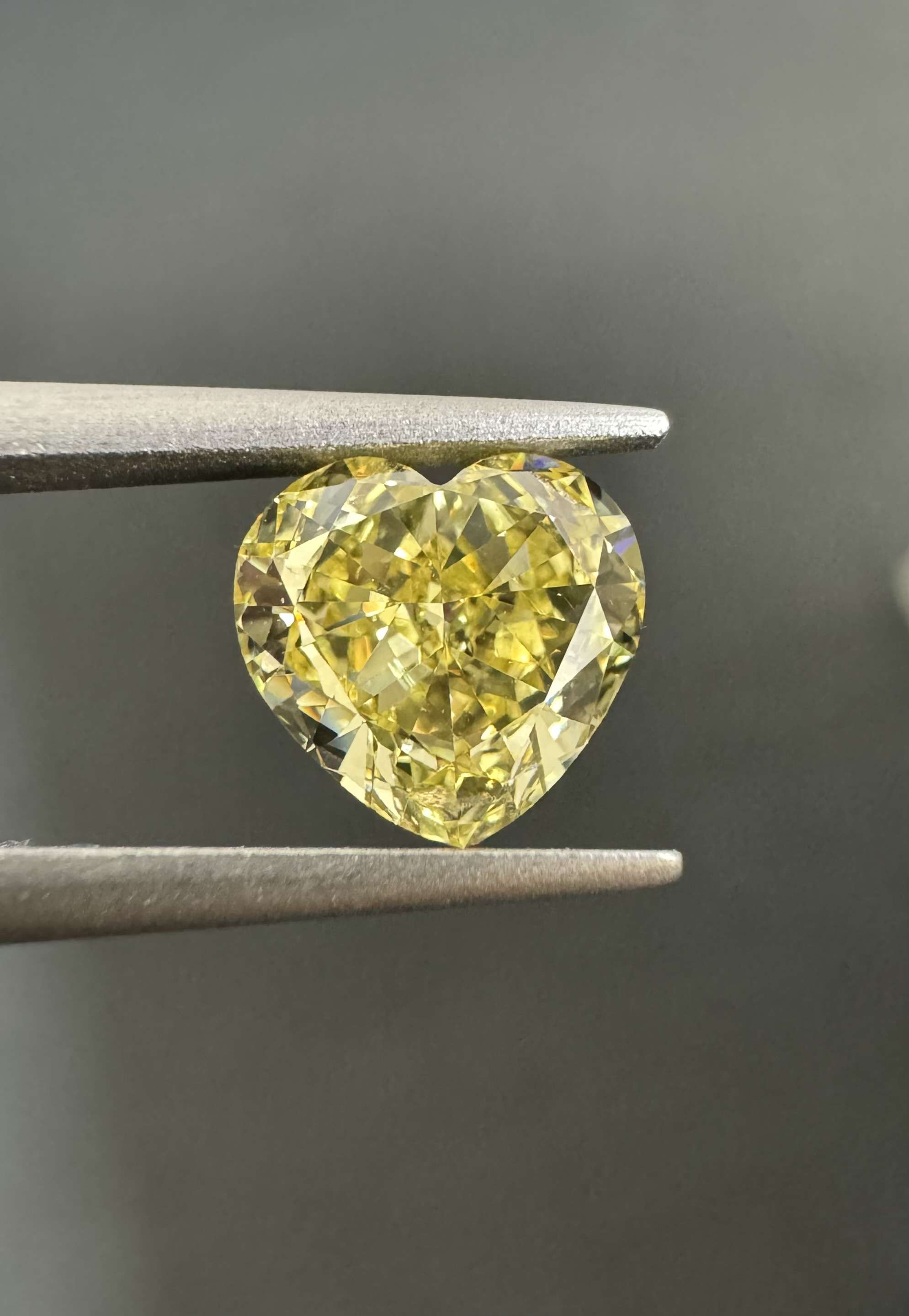 1.22ct Heart SINGLE image 2 of 3