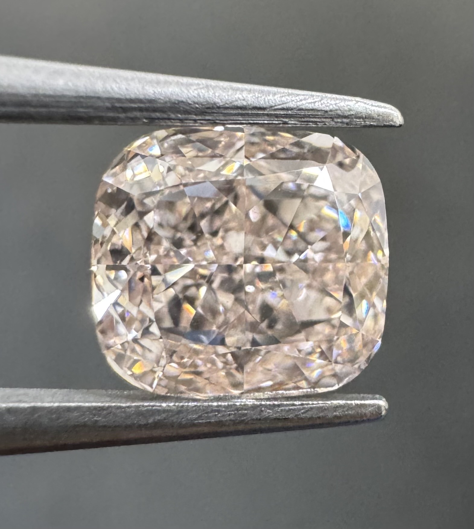 1.79ct Cushion SINGLE image 2 of 3