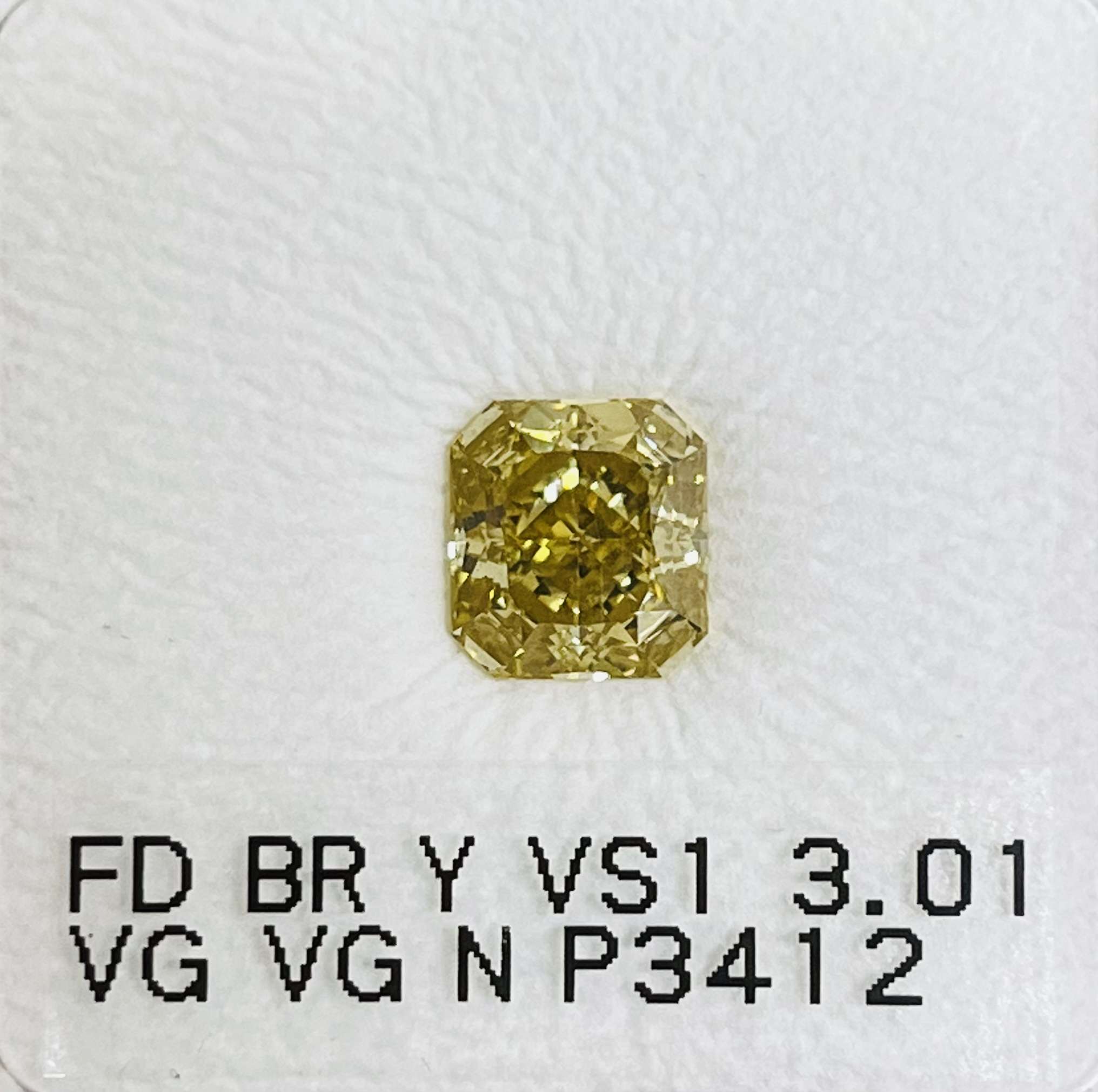 3.01ct Radiant SINGLE image 2 of 3