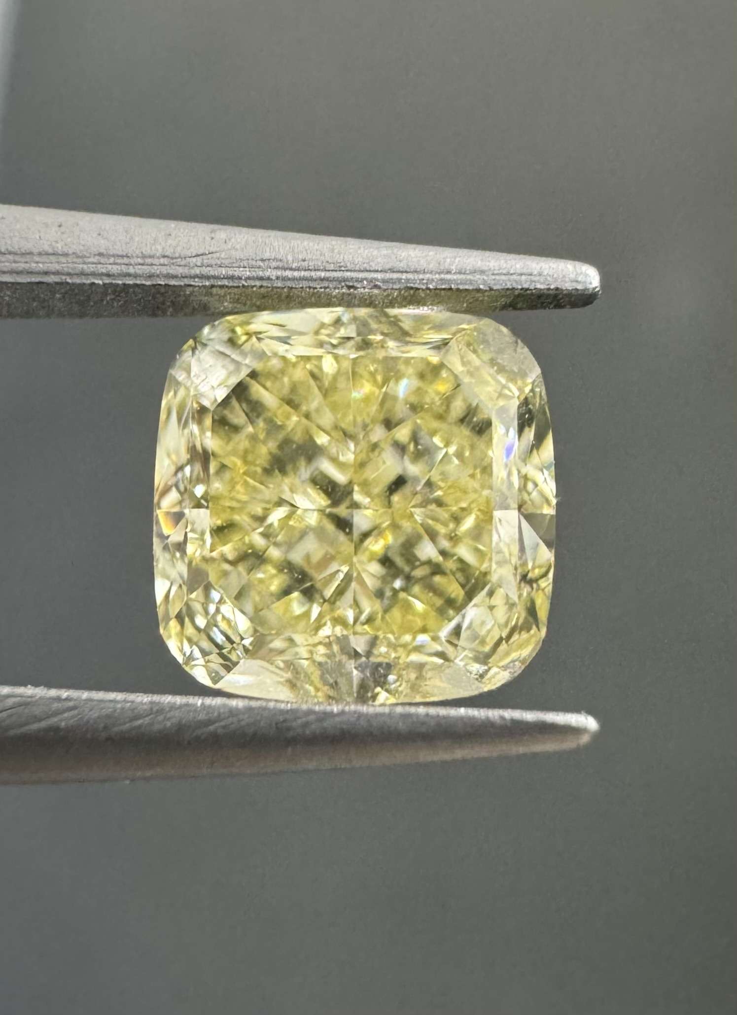 0.80ct Cushion SINGLE image 2 of 3