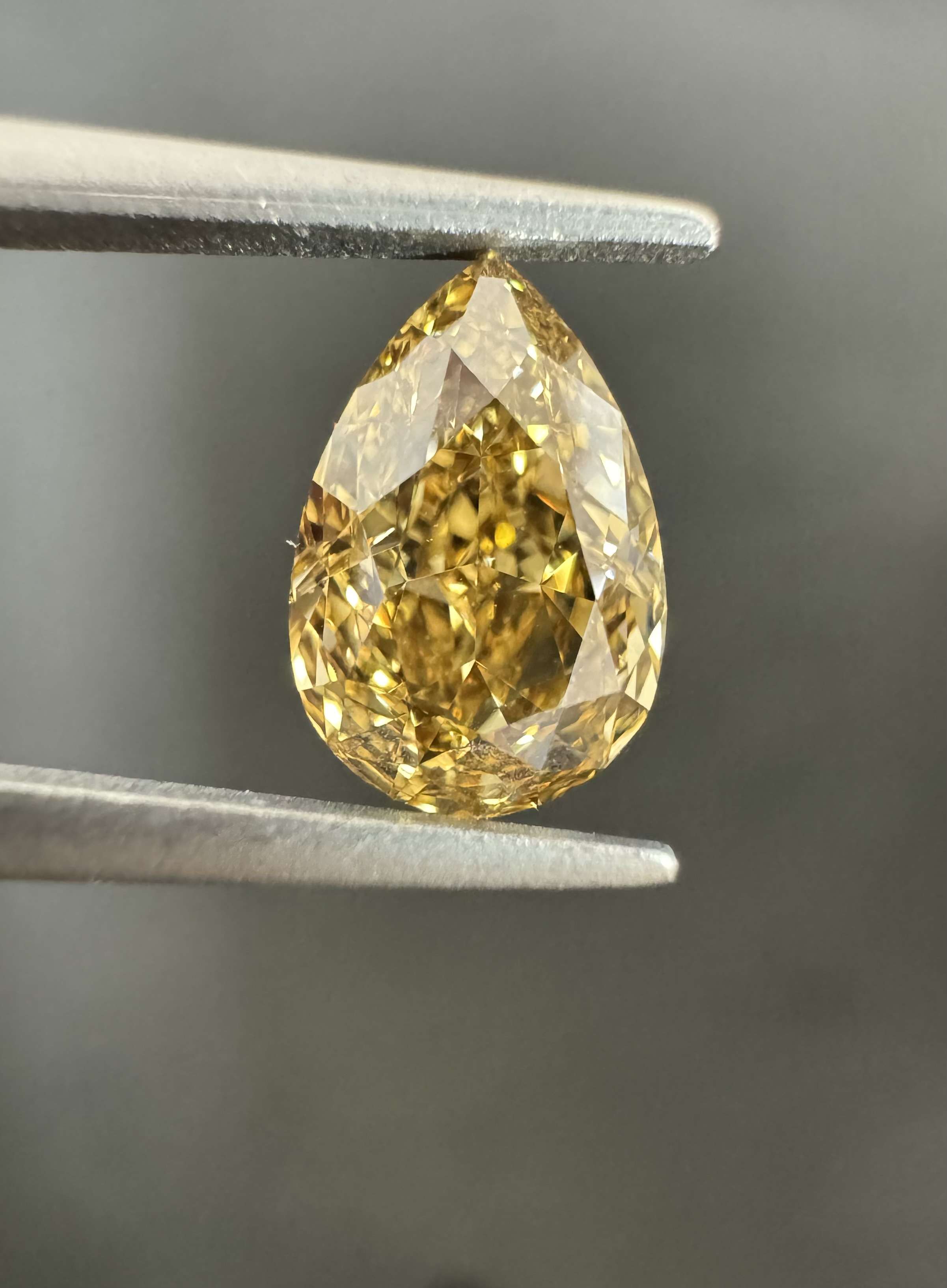 1.05ct Pear SINGLE image 3 of 4