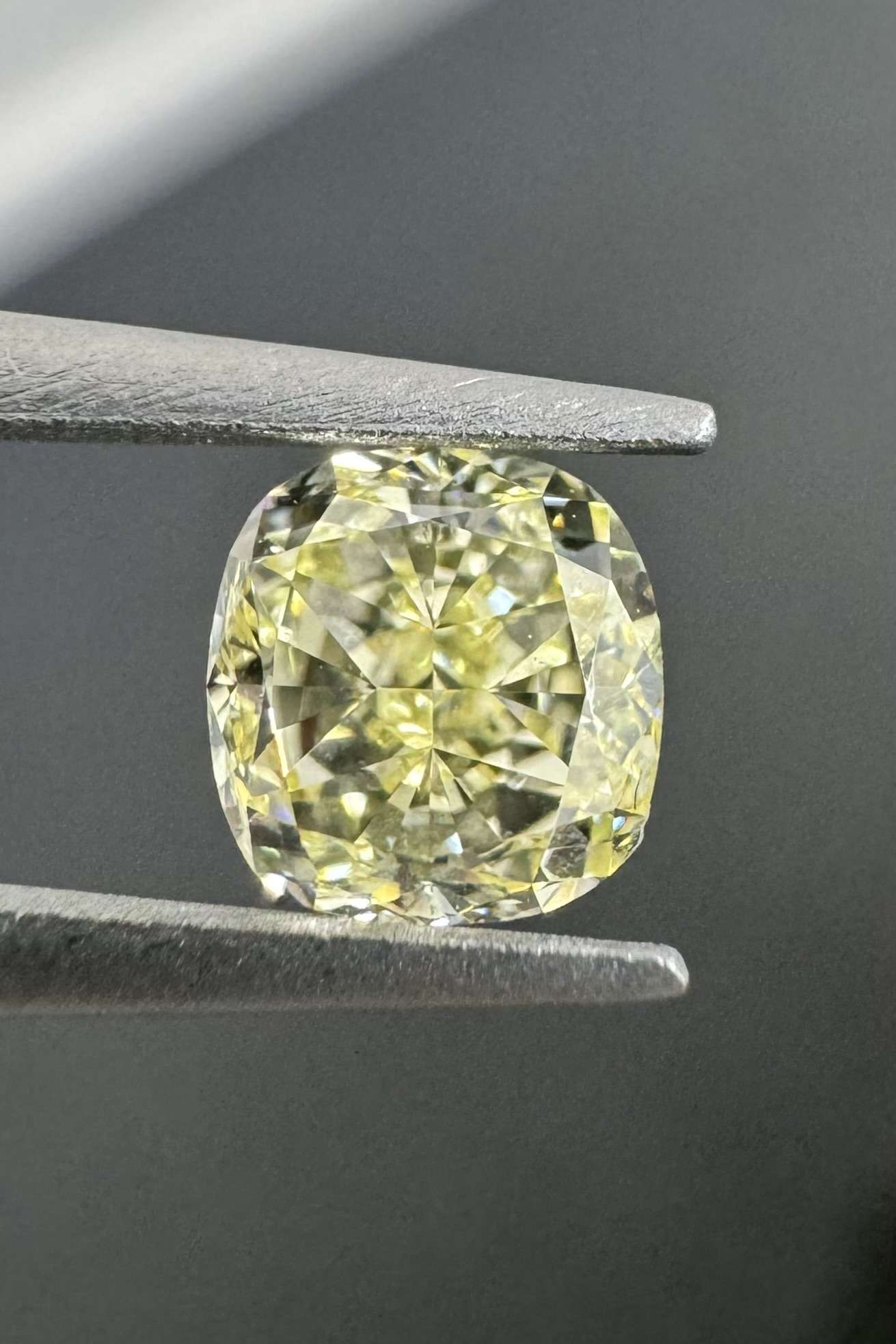 0.50ct Cushion SINGLE image 2 of 2