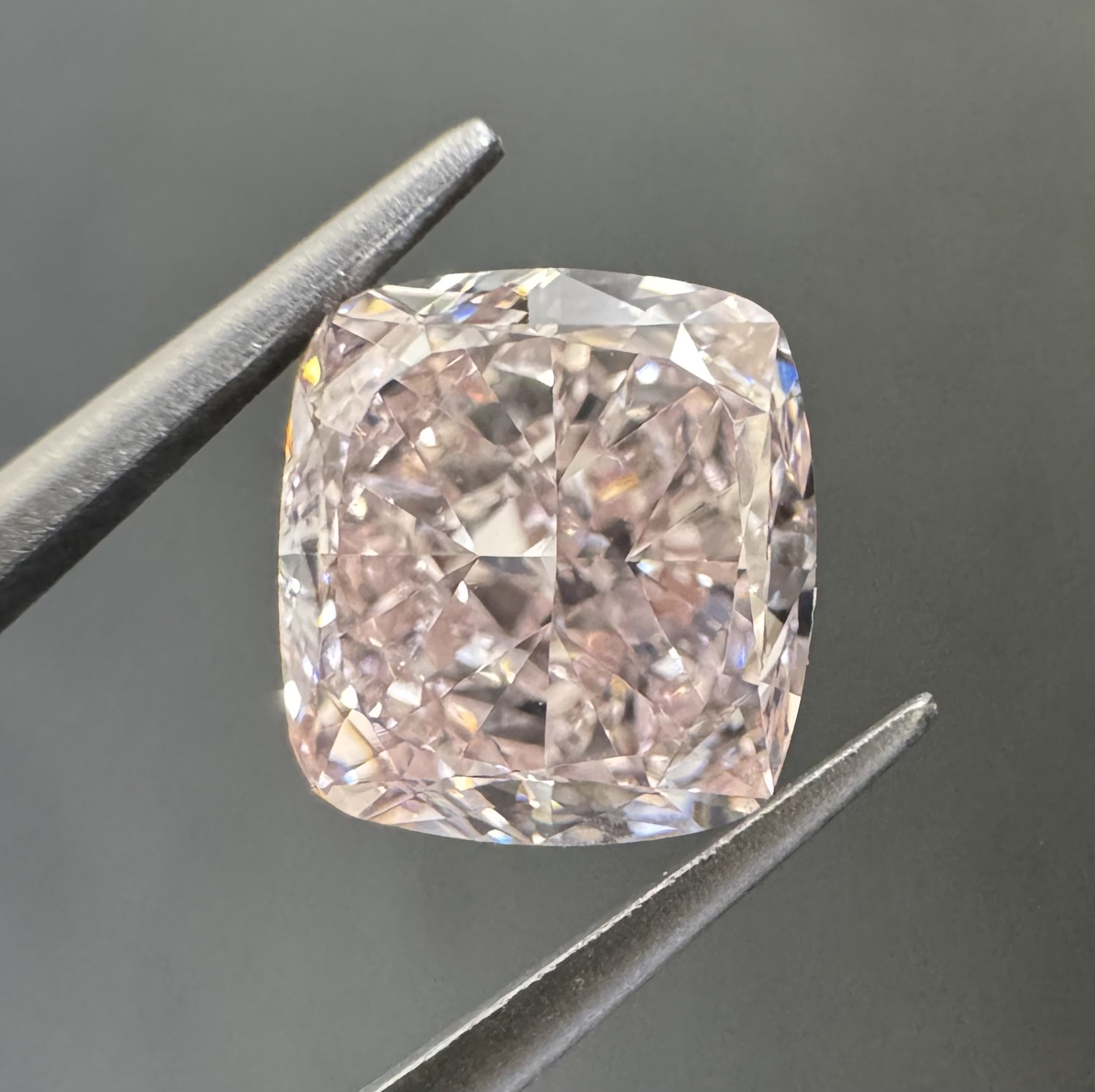 2.16ct Cushion SINGLE image 2 of 3