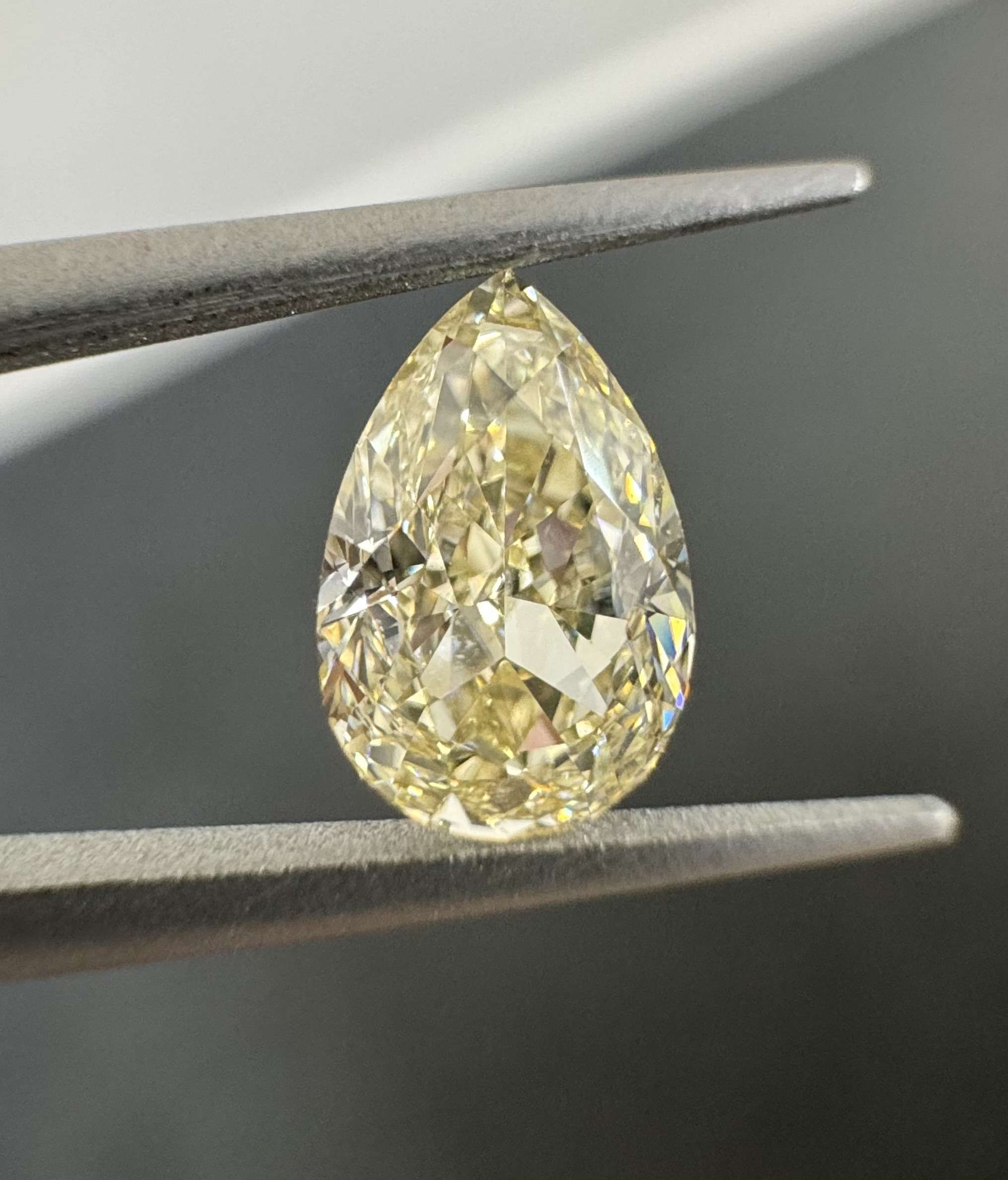 1.02ct Pear SINGLE image 3 of 4