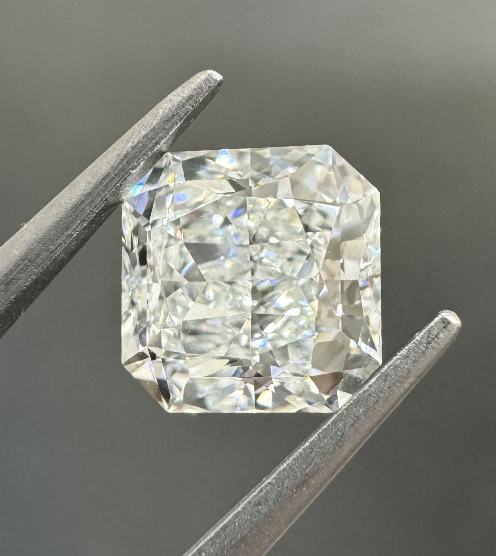 1.31ct Square SINGLE image 2 of 3