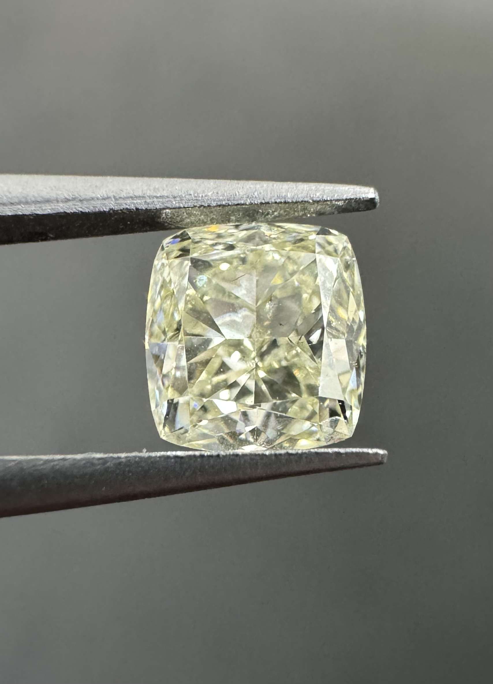 0.50ct Cushion SINGLE