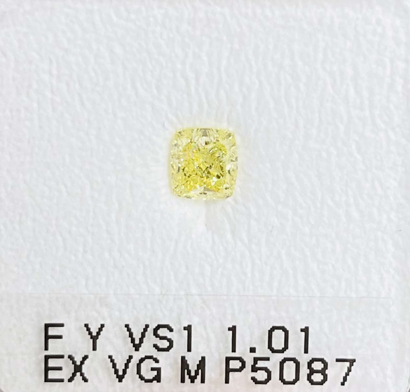1.01ct Cushion SINGLE image 2 of 3