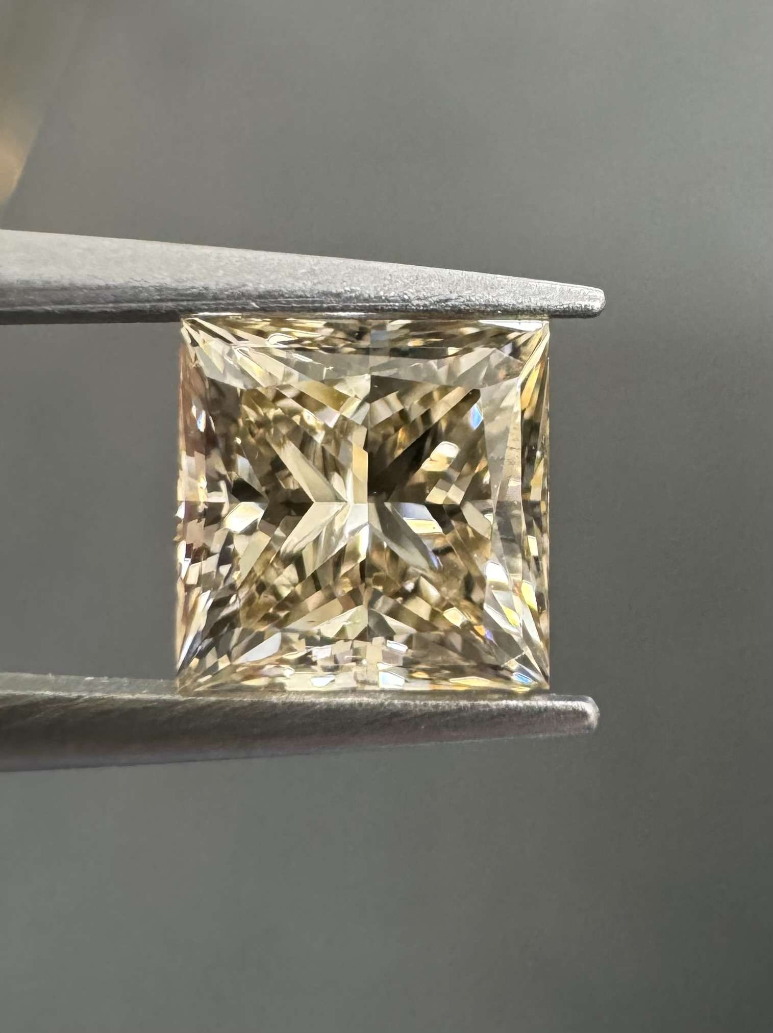 1.20ct Square SINGLE image 3 of 4