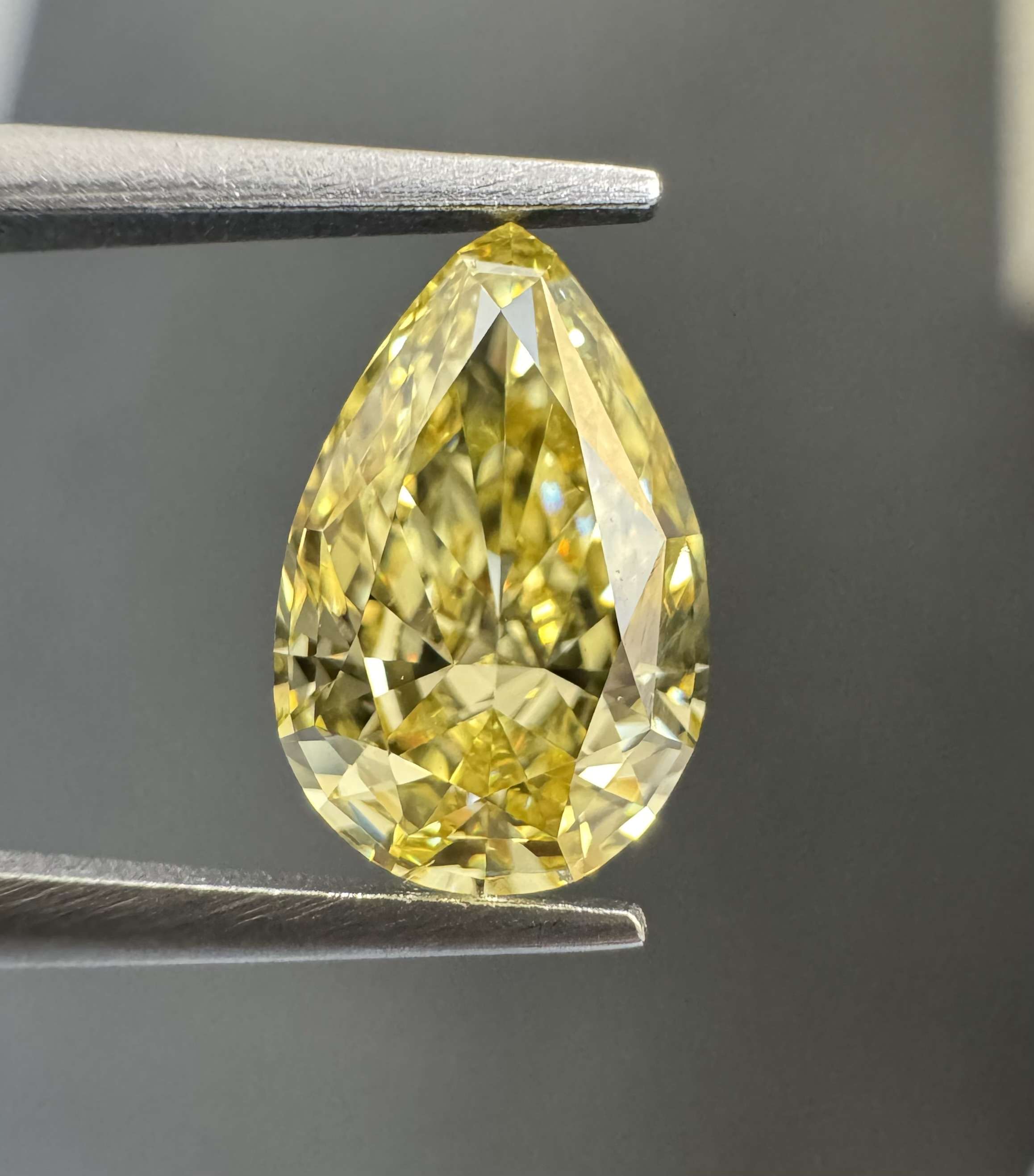 1.06ct Pear SINGLE image 2 of 3