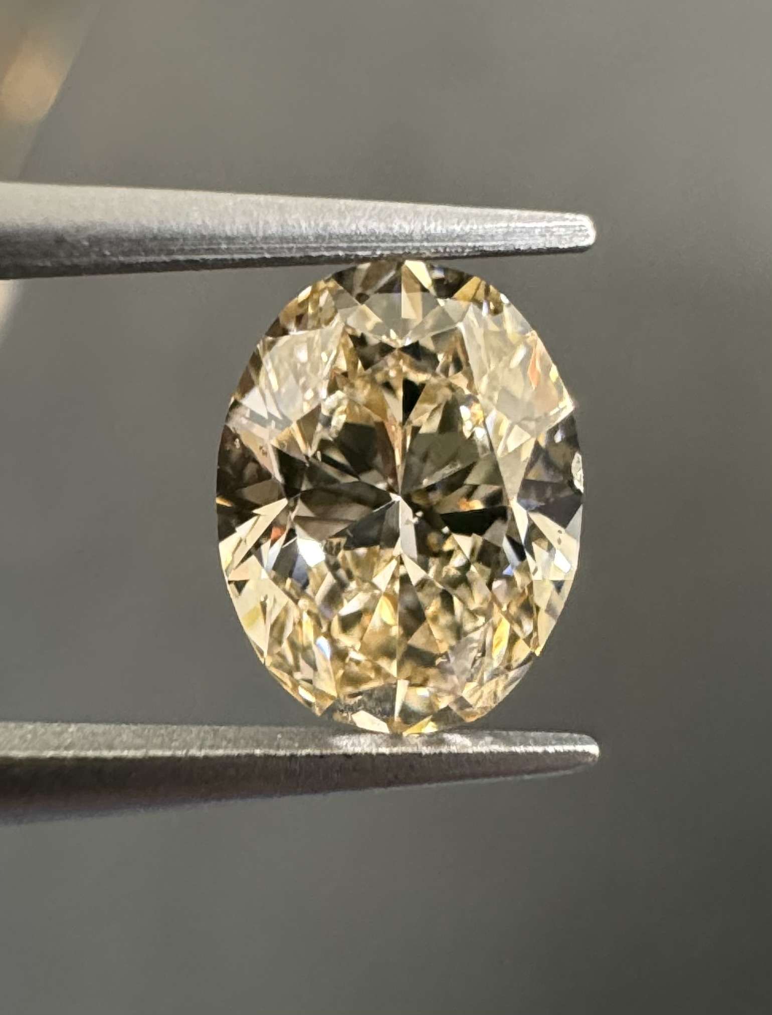 1.01ct Oval SINGLE image 3 of 4