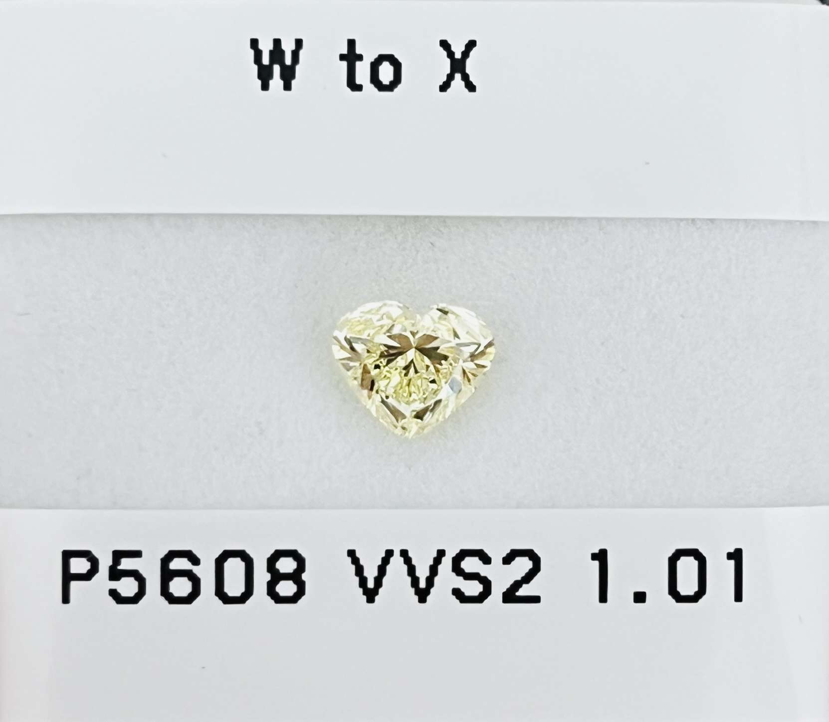 1.01ct Heart SINGLE image 3 of 4