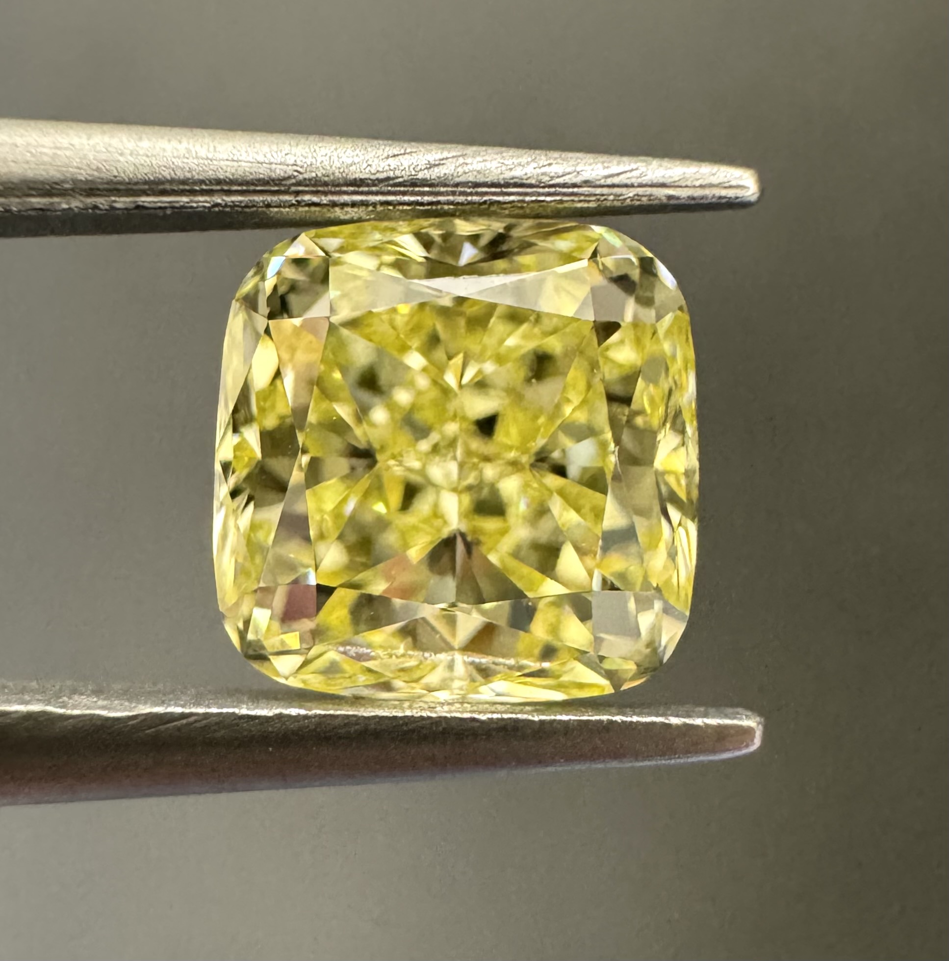 1.17ct Cushion SINGLE image 2 of 2