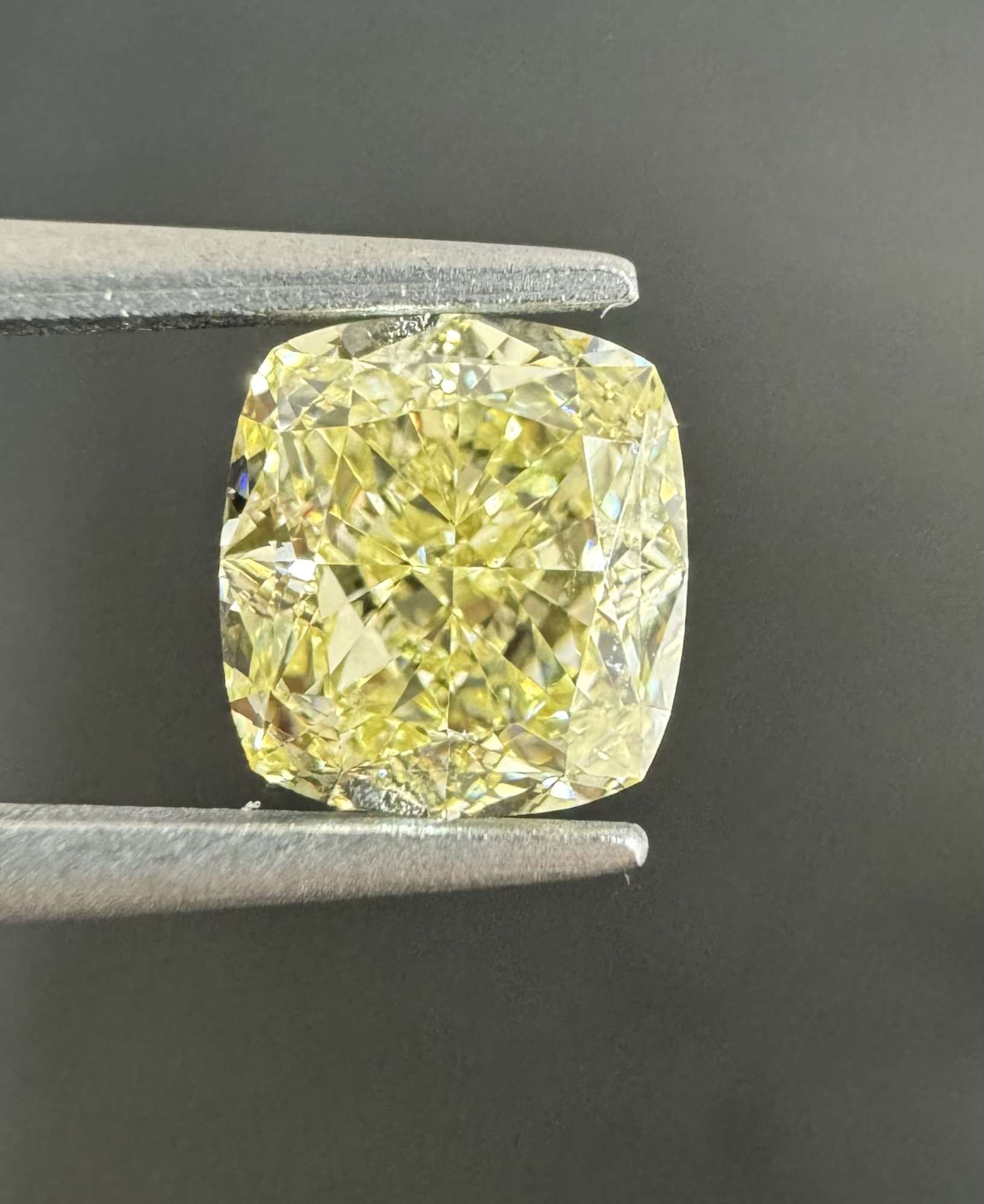 1.15ct Cushion SINGLE image 2 of 2