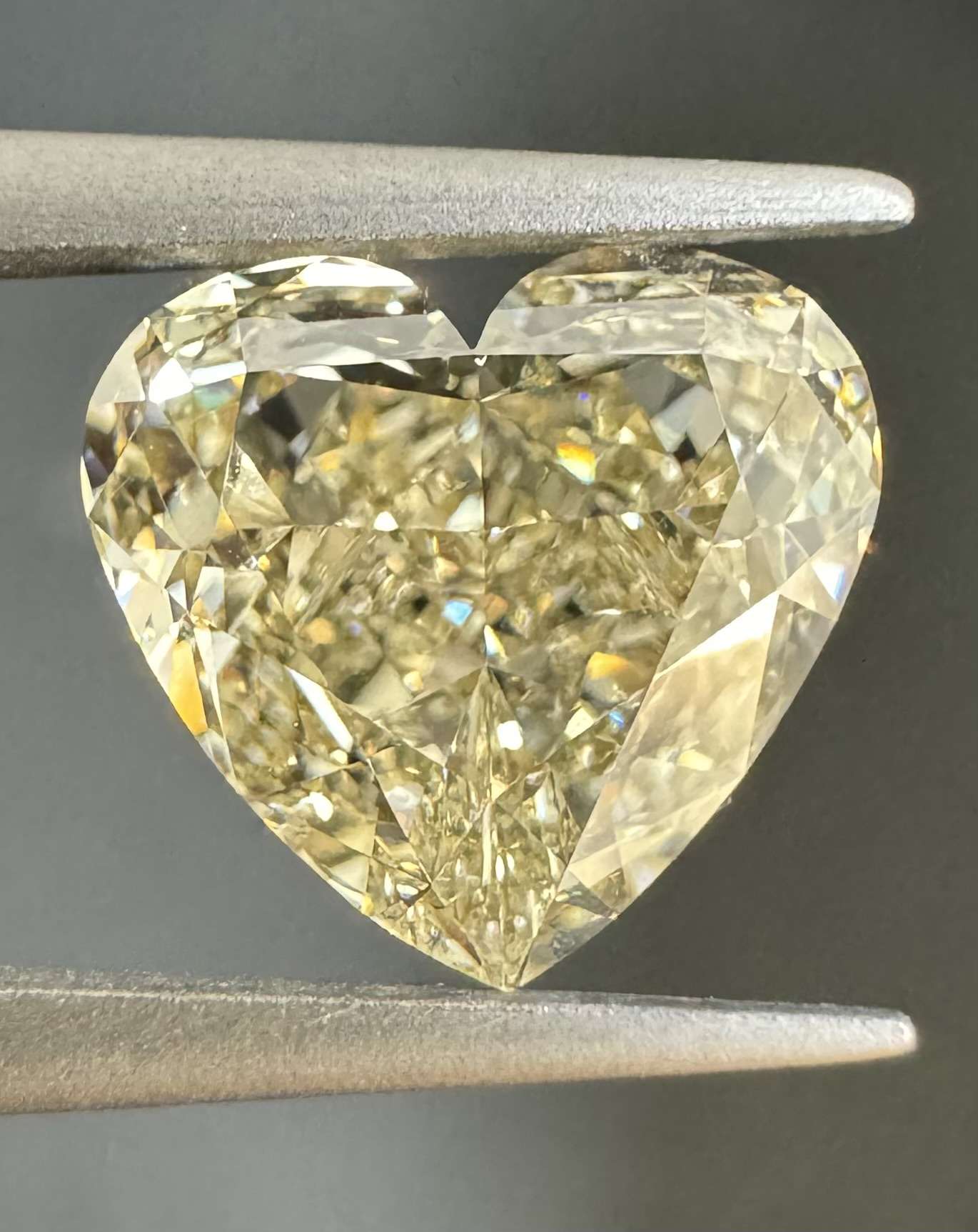 3.01ct Heart SINGLE image 2 of 3