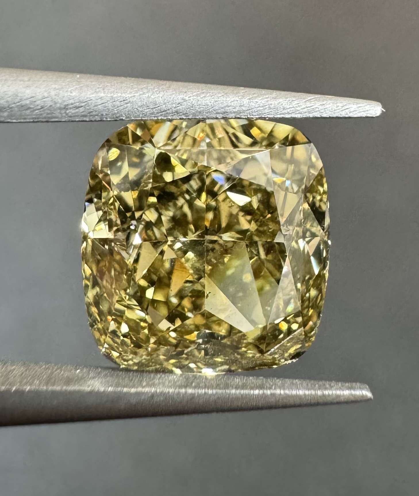 3.01ct Cushion SINGLE image 2 of 2
