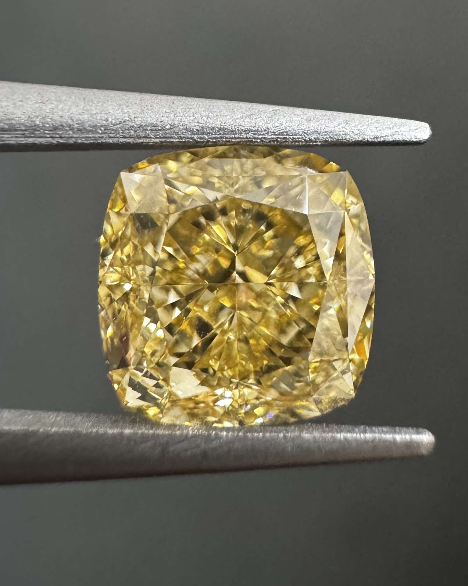 1.14ct Cushion SINGLE image 2 of 2