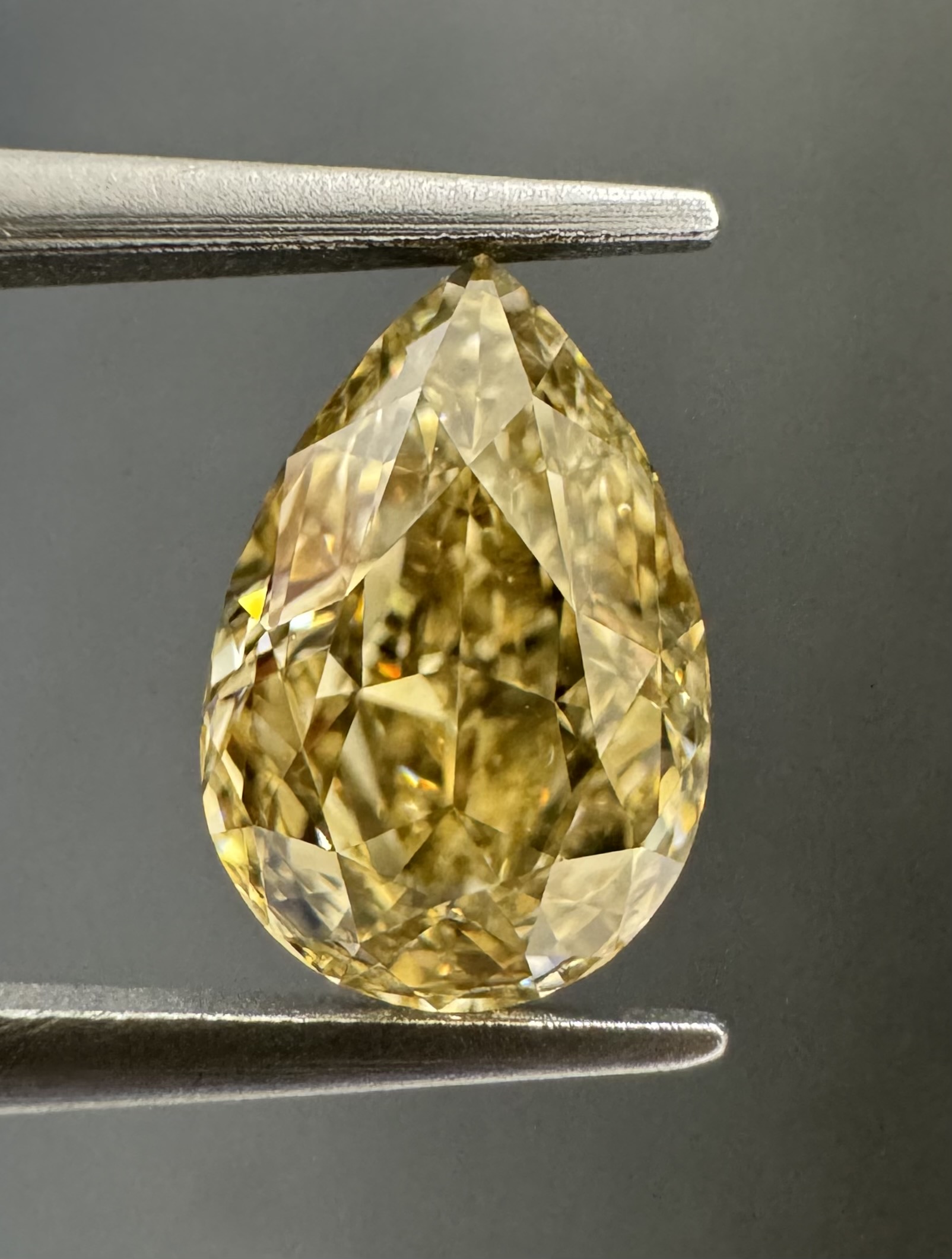 1.04ct Pear SINGLE image 3 of 4