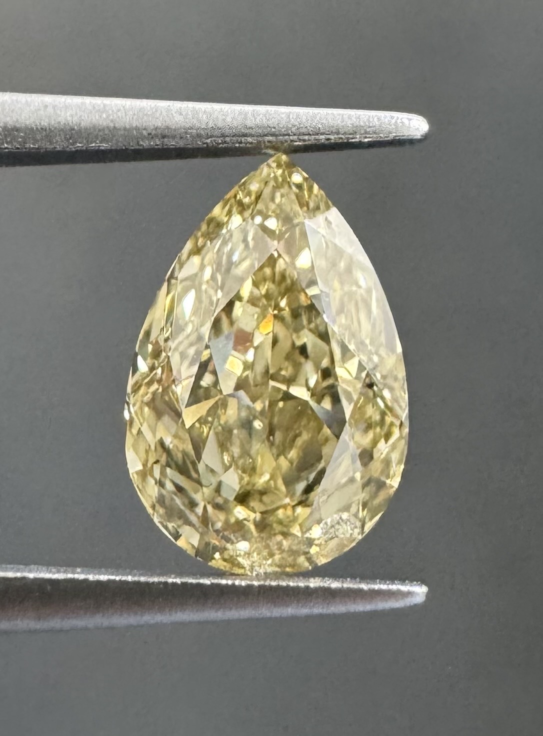 1.00ct Pear SINGLE image 3 of 4