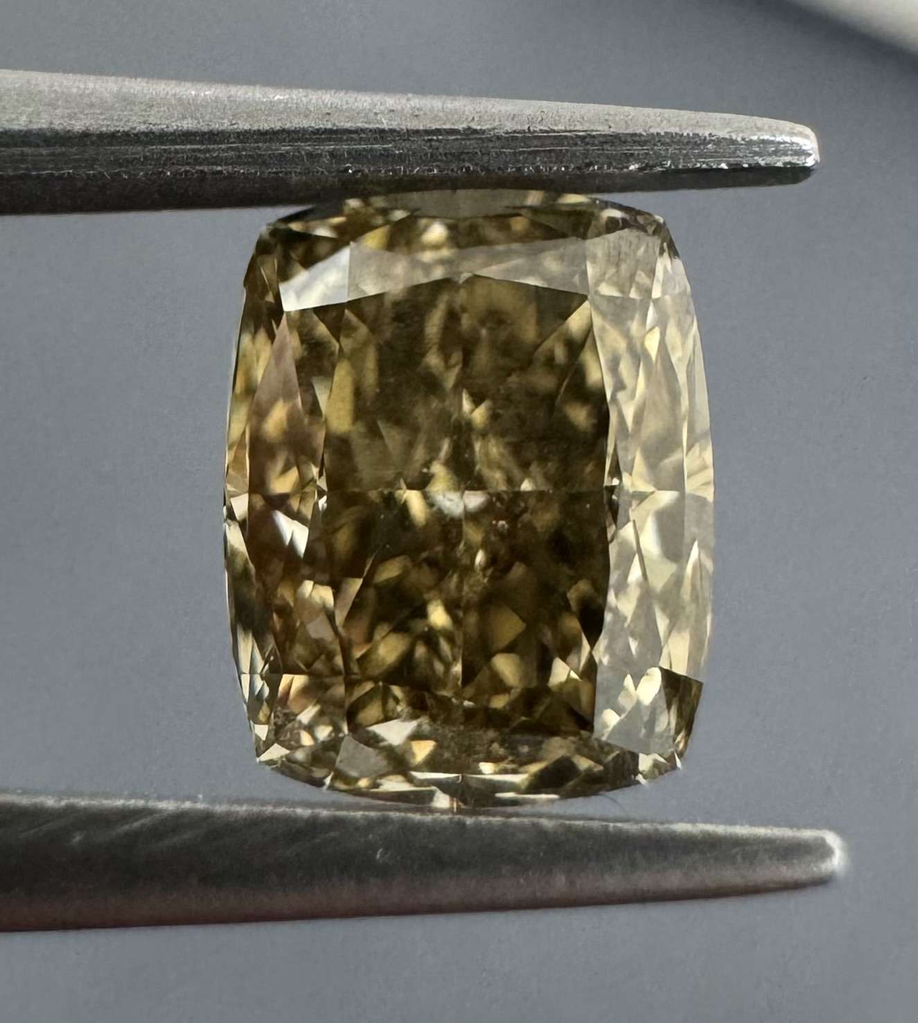 1.01ct Cushion SINGLE image 3 of 4