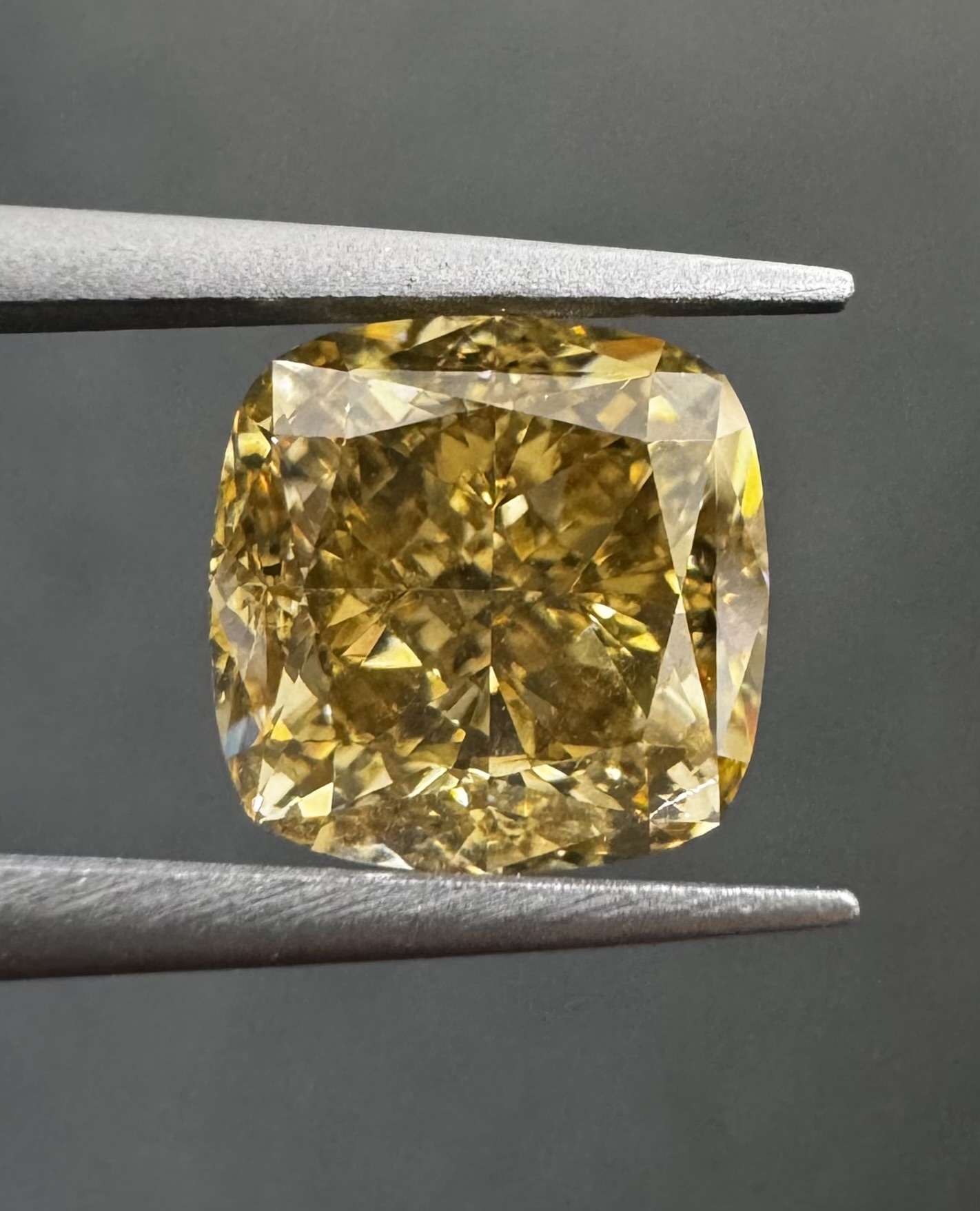 2.54ct Cushion SINGLE image 2 of 3