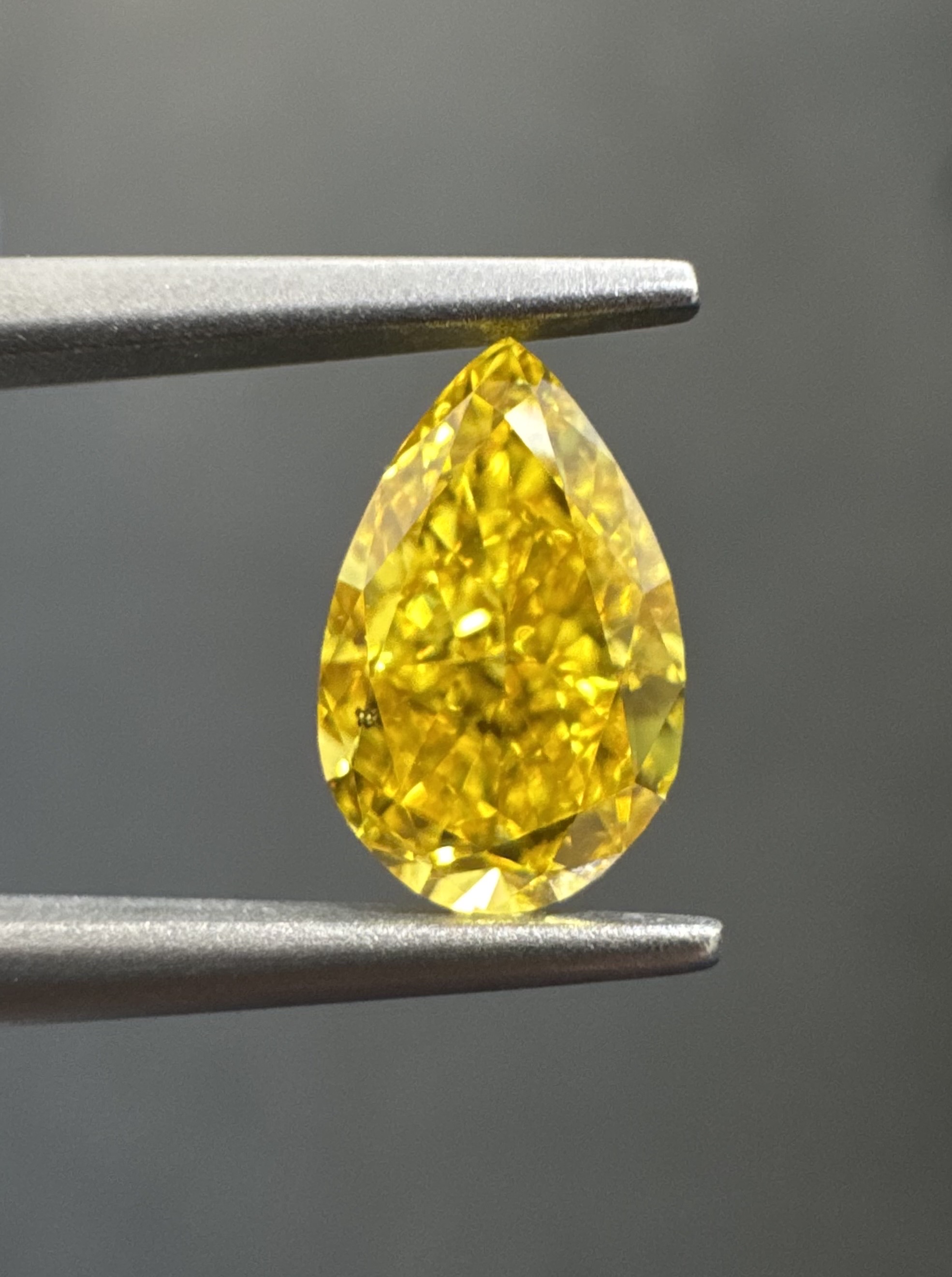 1.00ct Pear SINGLE image 2 of 3