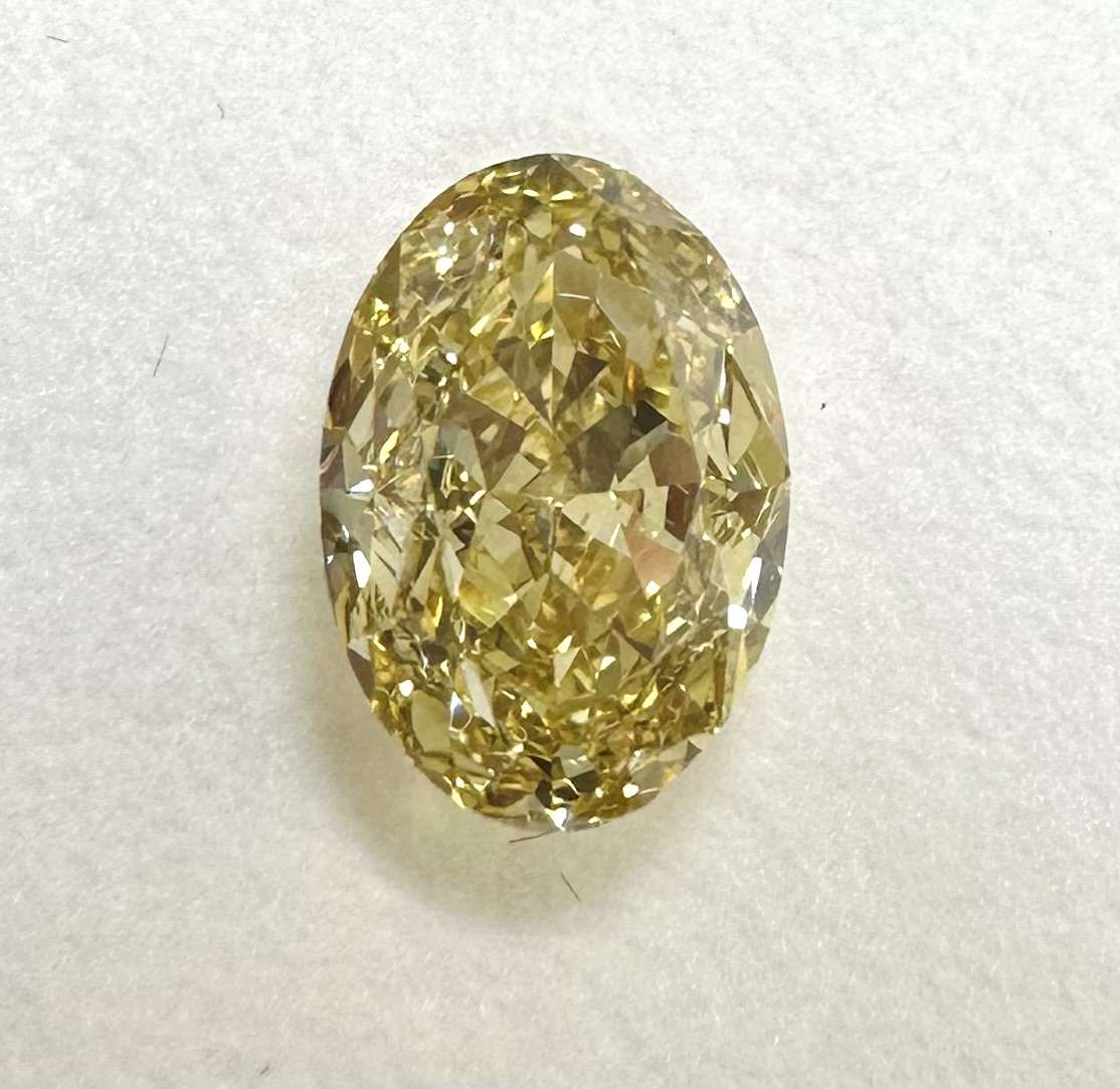 1.83ct Oval SINGLE image 2 of 3