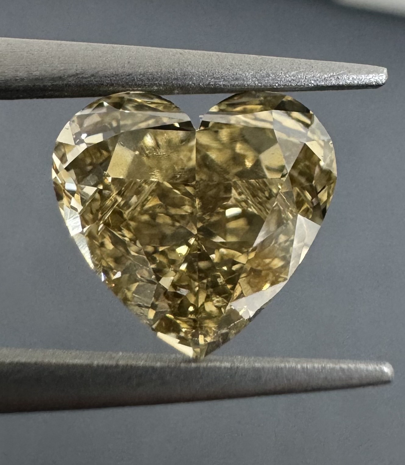 1.52ct Heart SINGLE image 2 of 3