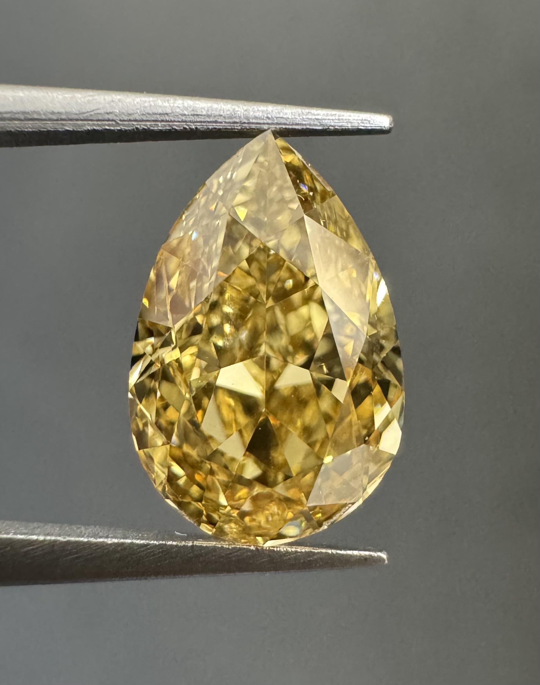 1.50ct Pear SINGLE image 2 of 3