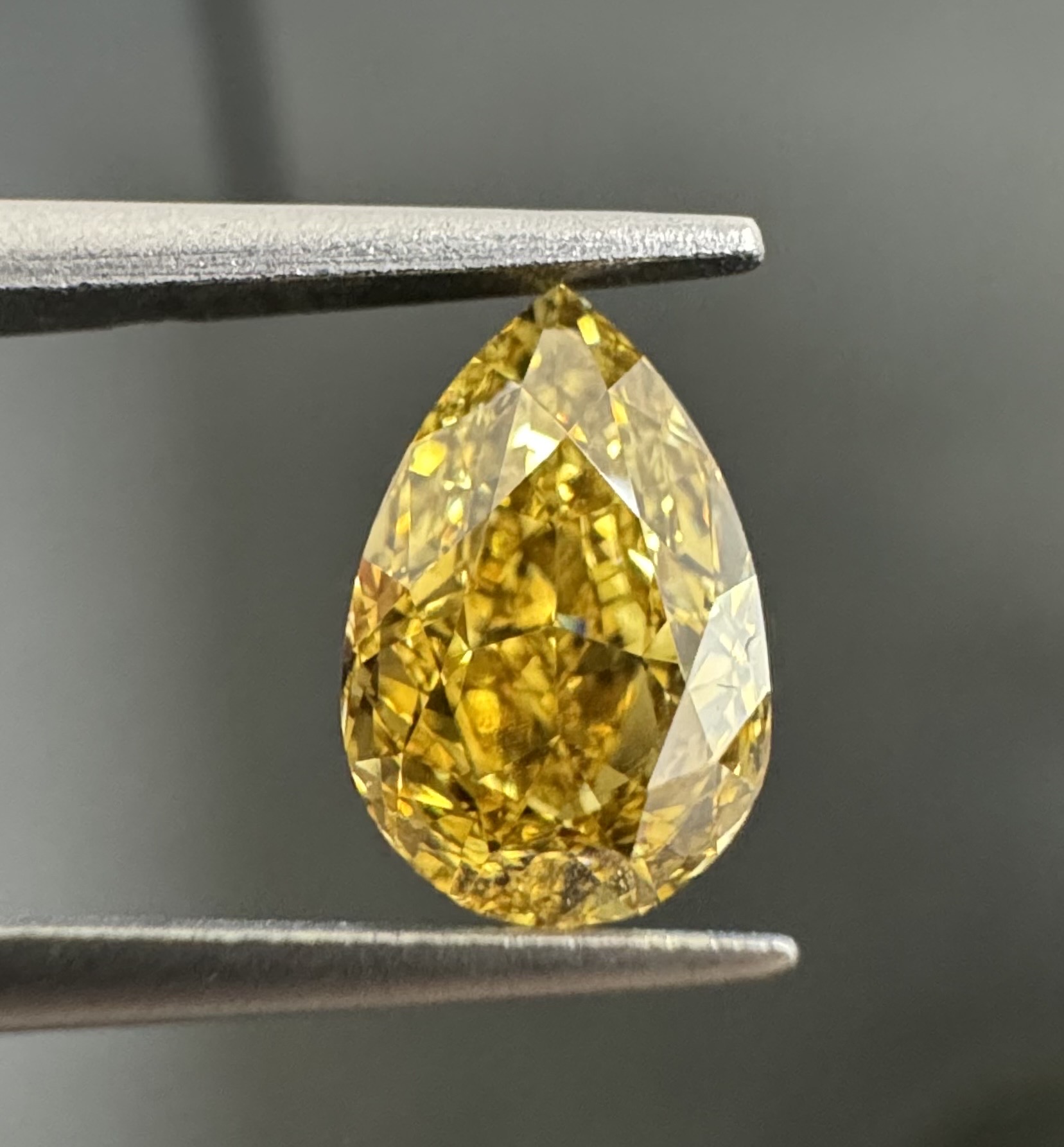 1.03ct Pear SINGLE image 3 of 4