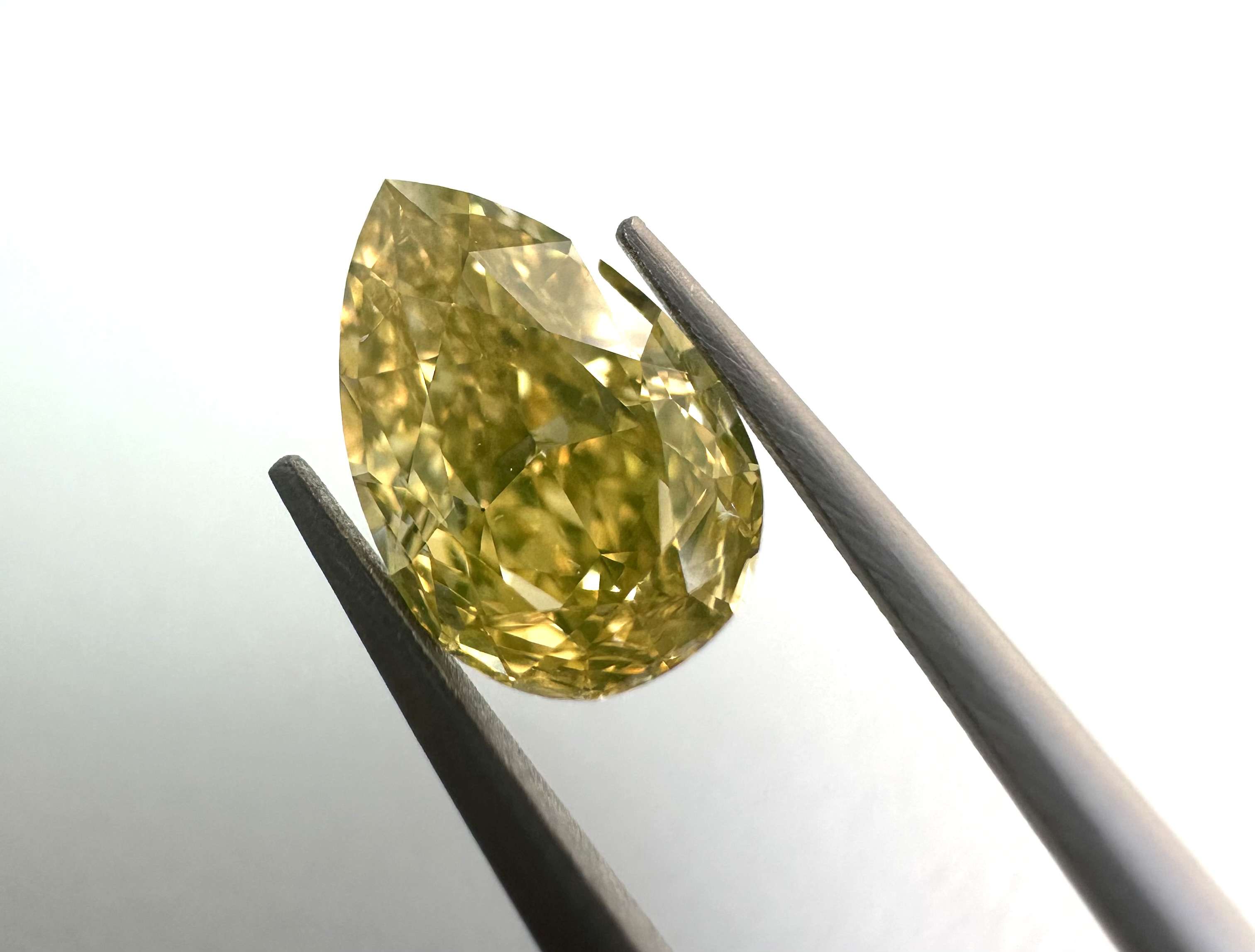 1.03ct Pear SINGLE image 3 of 4
